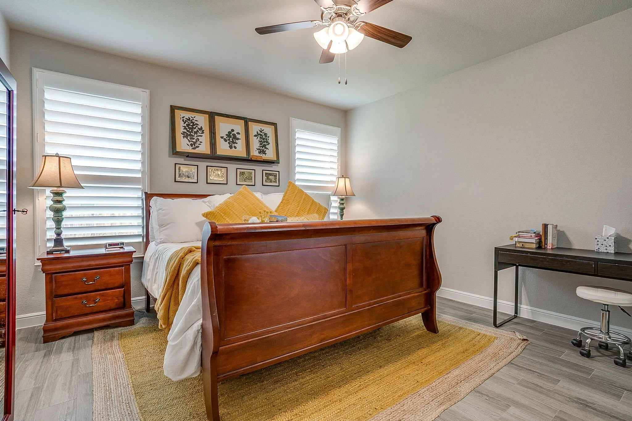 Single Family Residence For Sale in Parker County , 1201 Kerrville Lane, Weatherford, Texas 76087, 4 Bedroom, 3 Bathroom, 2 Garage spaces, 2,461 Sqft, built in 2022, mls#21329676, Real Estate Agent in Weatherford, Homes For Sale in Parker county, Homes For Sale in Weatherford, Realtor in Weatherford Texas, Real Estate Brokerage Independent Realty Texas, Luminita Cordes Realtor