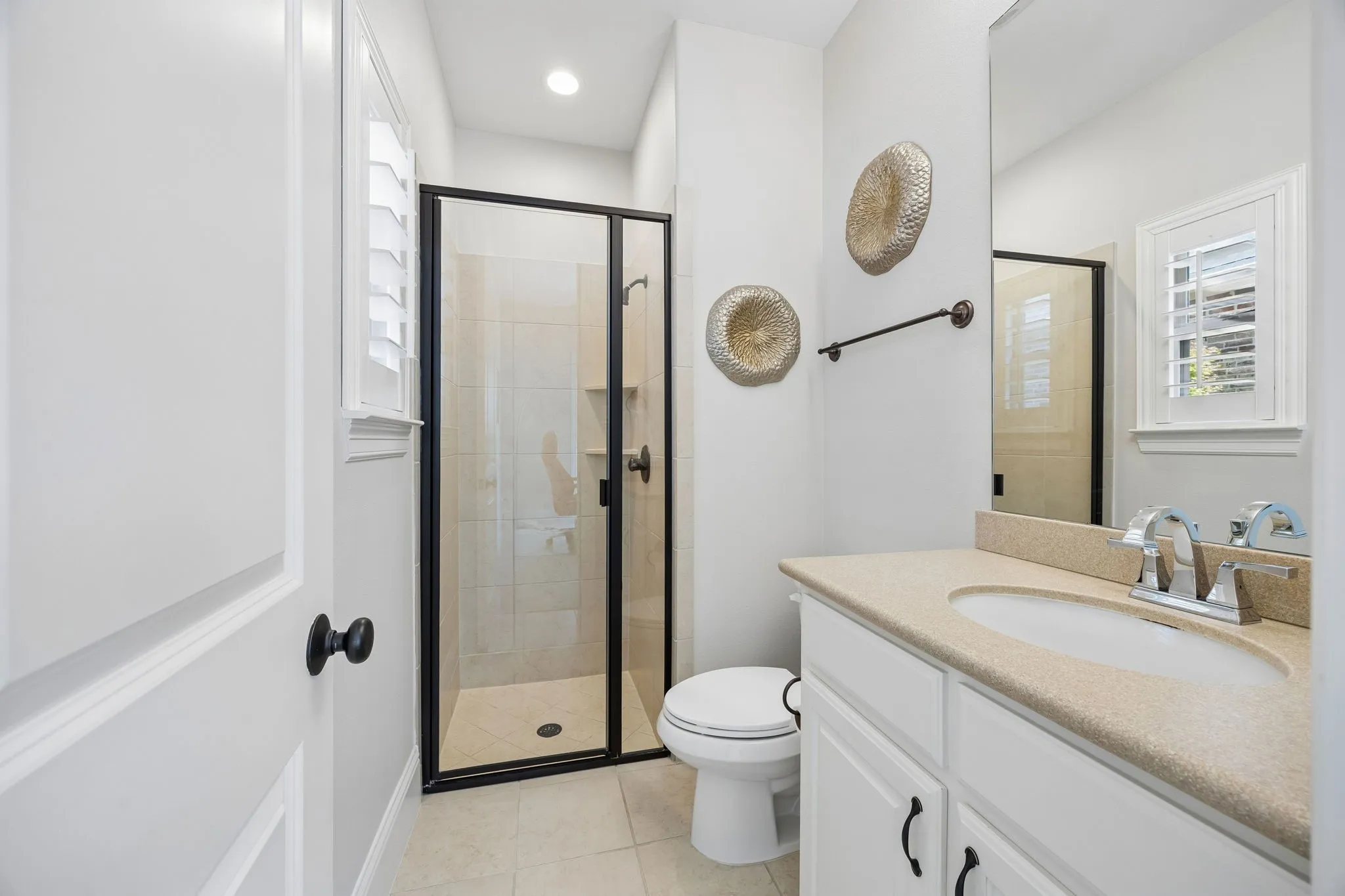 Single Family Residence For Sale in Denton County , 3688 Greenbrier Drive, Frisco, Texas 75033, 4 Bedroom, 5 Bathroom, 3 Garage spaces, 3,775 Sqft, built in 2010, mls#21329688, Real Estate Agent in Frisco, Homes For Sale in Denton county, Homes For Sale in Frisco, Realtor in Frisco Texas, Real Estate Brokerage Independent Realty Texas, Luminita Cordes Realtor