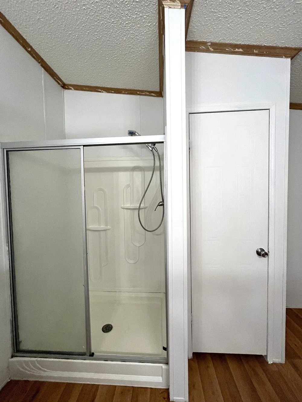 Manufactured Home For Sale in Hunt County , 1312 Raintree Road, West Tawakoni, Texas 75474, 4 Bedroom, 2 Bathroom, Garage spaces, 2,304 Sqft, built in 2007, mls#21329691, Real Estate Agent in West Tawakoni, Homes For Sale in Hunt county, Homes For Sale in West Tawakoni, Realtor in West Tawakoni Texas, Real Estate Brokerage Independent Realty Texas, Luminita Cordes Realtor