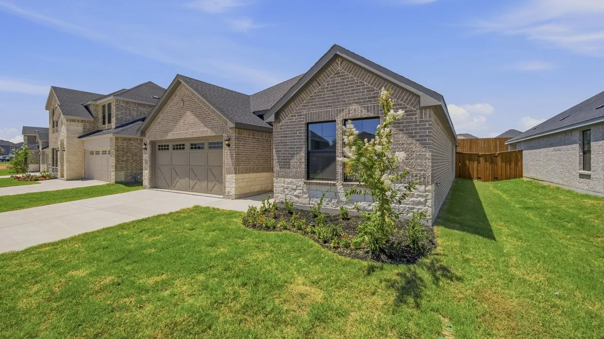 Single Family Residence For Sale in Collin County , 2015 Serene Springs Road, Celina, Texas 75009, 4 Bedroom, 2 Bathroom, 2 Garage spaces, 1,821 Sqft, built in 2026, mls#21329695, Real Estate Agent in Celina, Homes For Sale in Collin county, Homes For Sale in Celina, Realtor in Celina Texas, Real Estate Brokerage Independent Realty Texas, Luminita Cordes Realtor