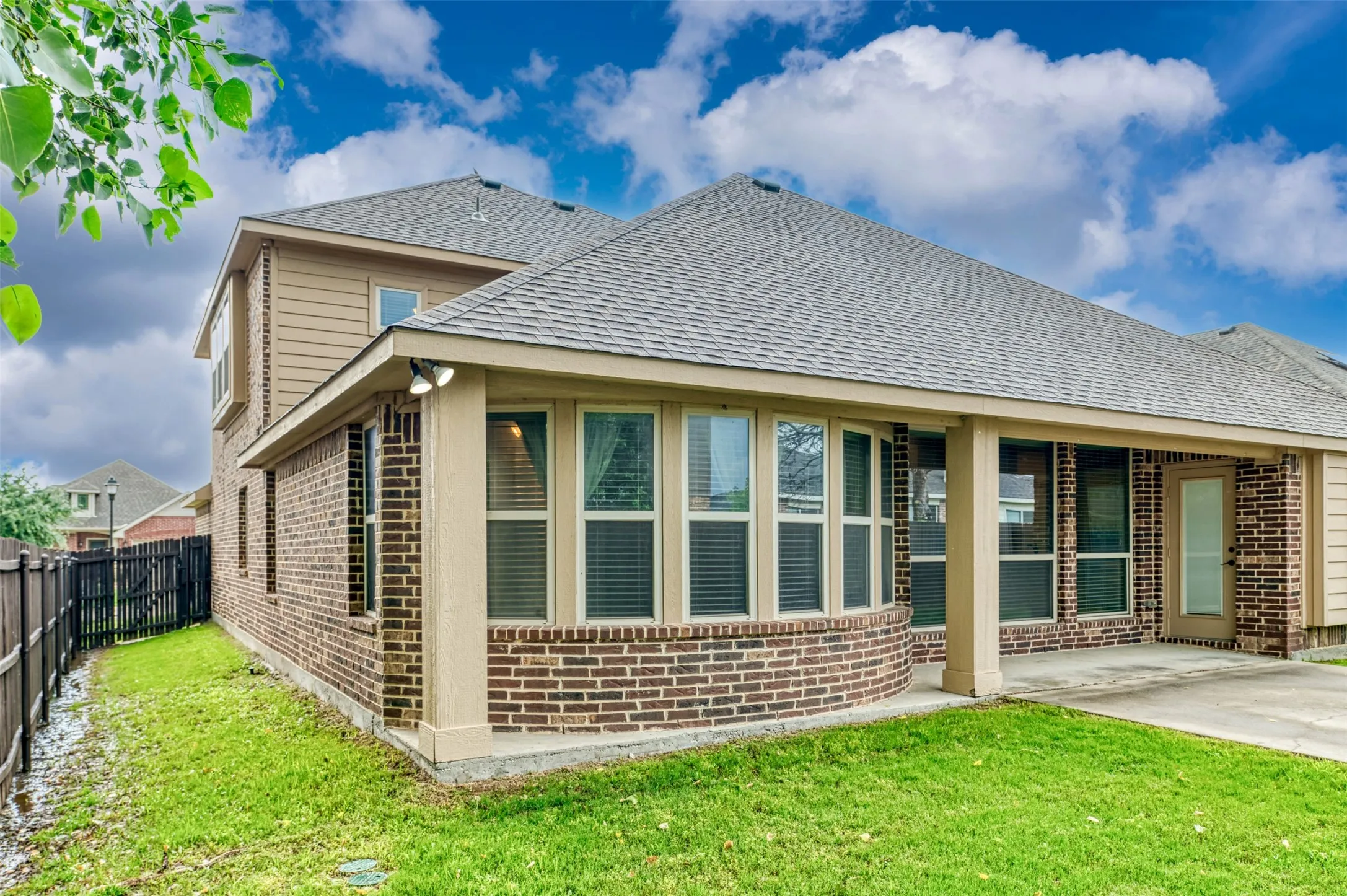 Single Family Residence For Rent in Denton County , 3417 Tempest Lane, Little Elm, Texas 75068, 4 Bedrooms, 3 Bathrooms, 2 Garage spaces, 2,755 Sqft, built in 2014, Price $2,990, mls#21329614, Real Estate Agent in Little Elm, Homes For Rent in Denton county, Homes For Rent in Little Elm, Realtor in Little Elm Texas, Real Estate Brokerage Independent Realty Texas, Luminita Cordes Realtor