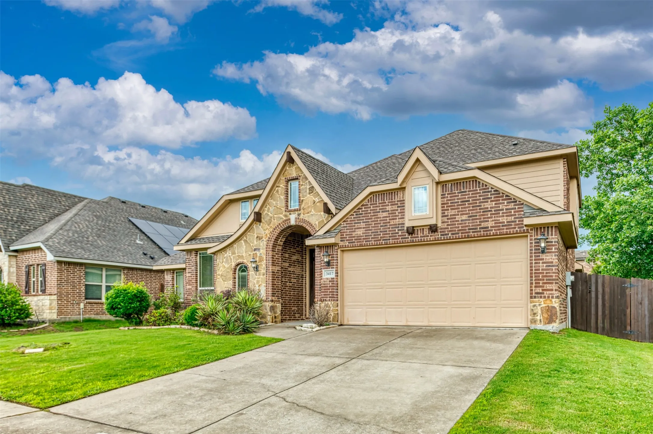 Single Family Residence For Rent in Denton County , 3417 Tempest Lane, Little Elm, Texas 75068, 4 Bedrooms, 3 Bathrooms, 2 Garage spaces, 2,755 Sqft, built in 2014, Price $2,990, mls#21329614, Real Estate Agent in Little Elm, Homes For Rent in Denton county, Homes For Rent in Little Elm, Realtor in Little Elm Texas, Real Estate Brokerage Independent Realty Texas, Luminita Cordes Realtor