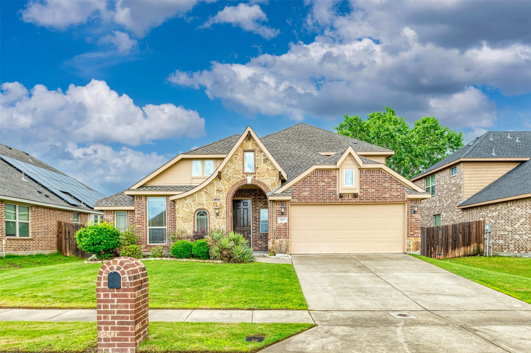 Single Family Residence For Rent in Denton County , 3417 Tempest Lane, Little Elm, Texas 75068, 4 Bedrooms, 3 Bathrooms, 2 Garage spaces, 2,755 Sqft, built in 2014, Price $2,990, mls#21329614, Real Estate Agent in Little Elm, Homes For Rent in Denton county, Homes For Rent in Little Elm, Realtor in Little Elm Texas, Real Estate Brokerage Independent Realty Texas, Luminita Cordes Realtor