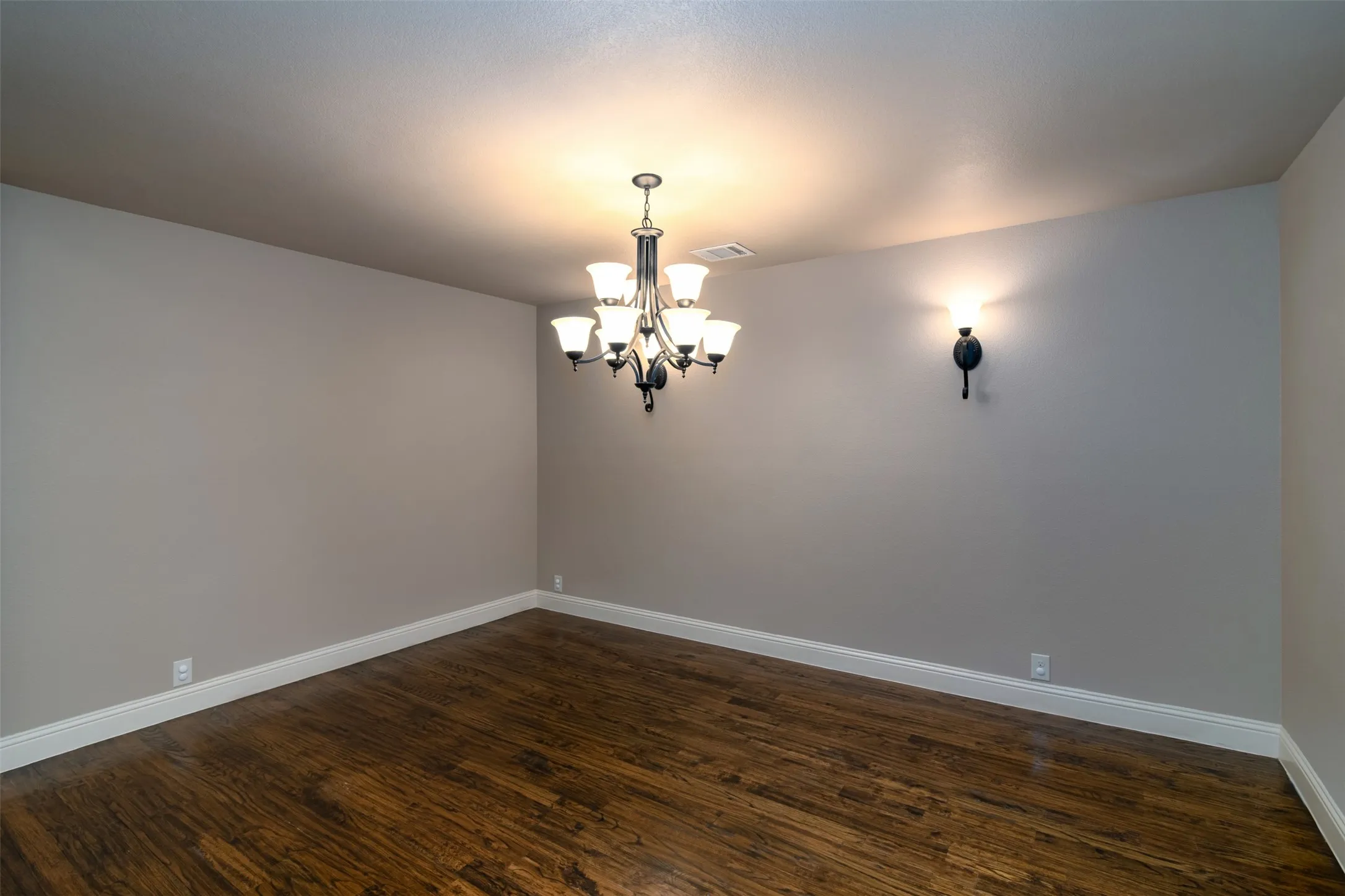 Single Family Residence For Rent in Denton County , 3417 Tempest Lane, Little Elm, Texas 75068, 4 Bedrooms, 3 Bathrooms, 2 Garage spaces, 2,755 Sqft, built in 2014, Price $2,990, mls#21329614, Real Estate Agent in Little Elm, Homes For Rent in Denton county, Homes For Rent in Little Elm, Realtor in Little Elm Texas, Real Estate Brokerage Independent Realty Texas, Luminita Cordes Realtor