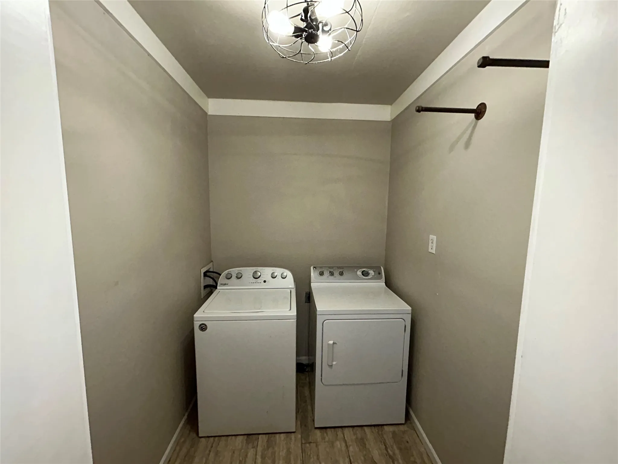 Single Family Residence For Sale in Young County , 908 Fairview Street, Graham, Texas 76450, 4 Bedroom, 3 Bathroom, Garage spaces, 1,470 Sqft, built in 1960, mls#21329715, Real Estate Agent in Graham, Homes For Sale in Young county, Homes For Sale in Graham, Realtor in Graham Texas, Real Estate Brokerage Independent Realty Texas, Luminita Cordes Realtor