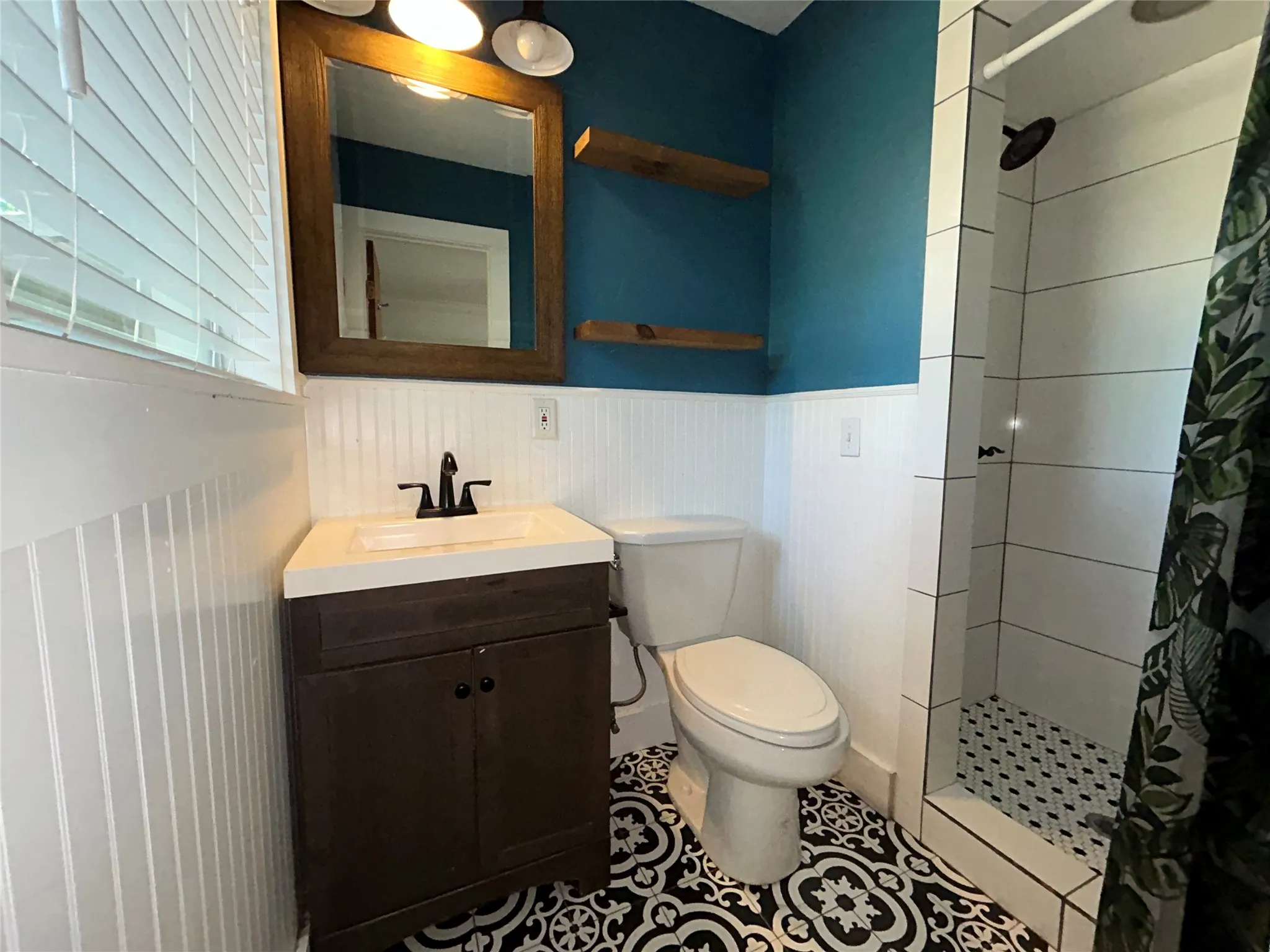 Single Family Residence For Sale in Young County , 908 Fairview Street, Graham, Texas 76450, 4 Bedroom, 3 Bathroom, Garage spaces, 1,470 Sqft, built in 1960, mls#21329715, Real Estate Agent in Graham, Homes For Sale in Young county, Homes For Sale in Graham, Realtor in Graham Texas, Real Estate Brokerage Independent Realty Texas, Luminita Cordes Realtor