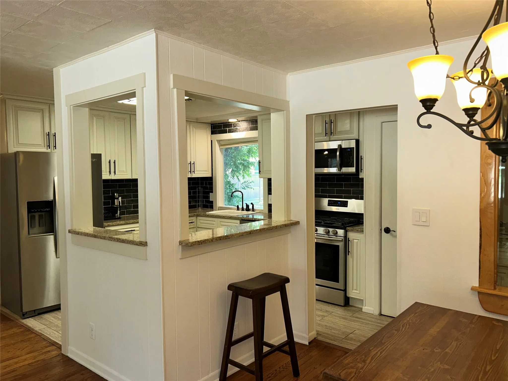 Breakfast Bar