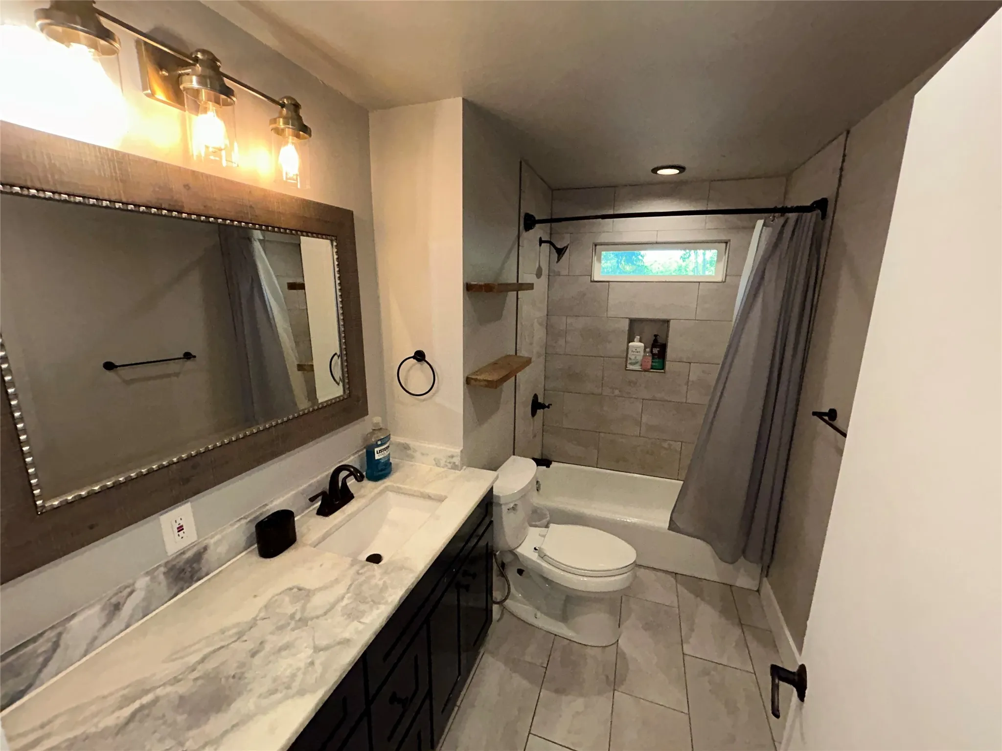 Hall Bathroom