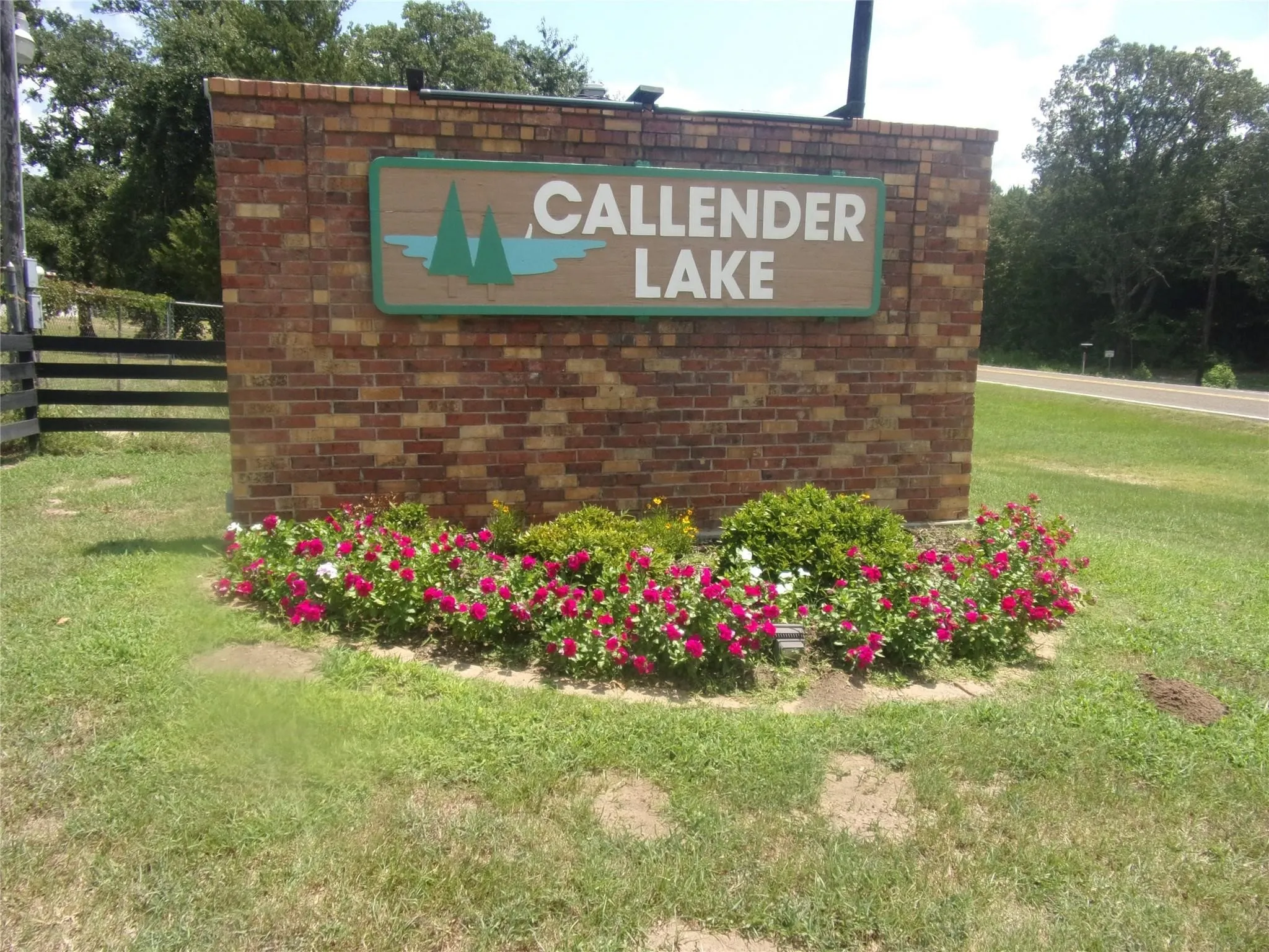 Unimproved Land For Sale in Van Zandt County , 0000 Wildwood, Murchison, Texas 75778, 0, 0, Garage spaces, 0 Sqft, built in 0, Price $16,000, mls#21329717, Real Estate Agent in Murchison, Homes For Sale in Van Zandt county, Homes For Sale in Murchison, Realtor in Murchison Texas, Real Estate Brokerage Independent Realty Texas, Luminita Cordes Realtor