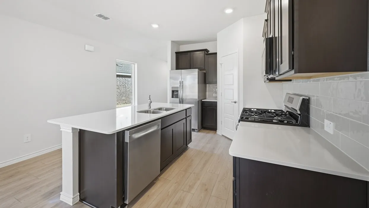 Single Family Residence For Sale in Collin County , 2025 Whispering Lane, Celina, Texas 75009, 3 Bedroom, 2 Bathroom, 2 Garage spaces, 1,335 Sqft, built in 2026, mls#21329719, Real Estate Agent in Celina, Homes For Sale in Collin county, Homes For Sale in Celina, Realtor in Celina Texas, Real Estate Brokerage Independent Realty Texas, Luminita Cordes Realtor