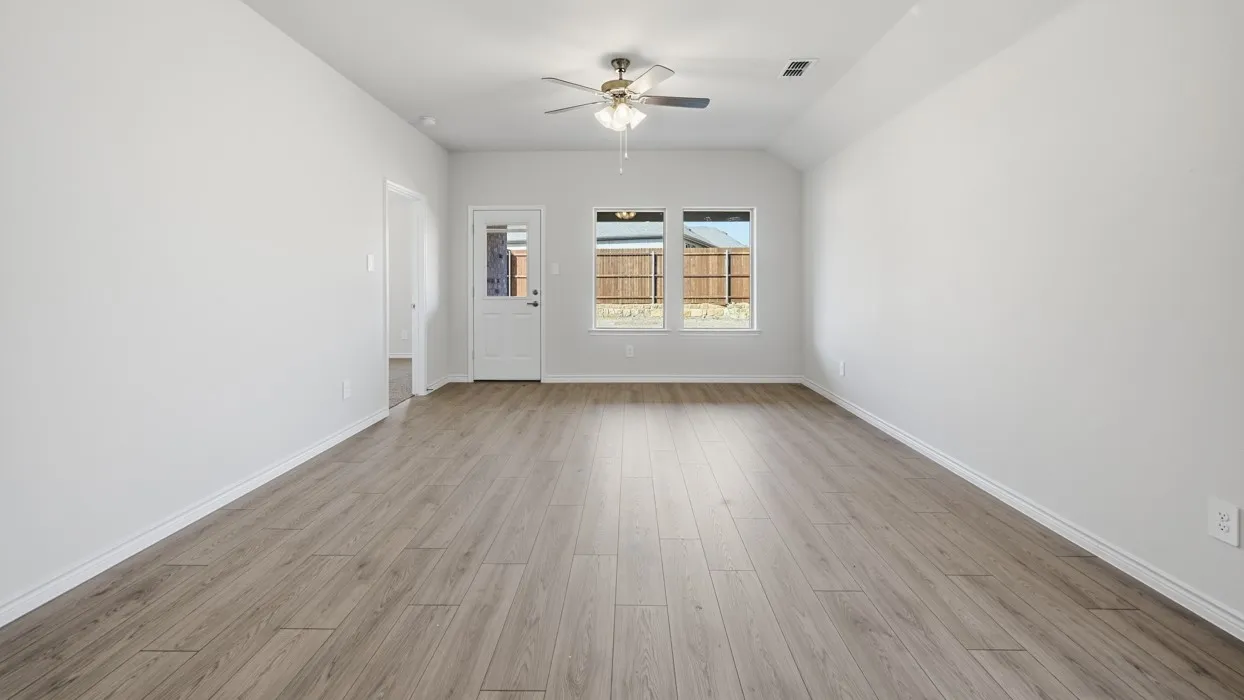 Single Family Residence For Sale in Collin County , 2025 Whispering Lane, Celina, Texas 75009, 3 Bedroom, 2 Bathroom, 2 Garage spaces, 1,335 Sqft, built in 2026, mls#21329719, Real Estate Agent in Celina, Homes For Sale in Collin county, Homes For Sale in Celina, Realtor in Celina Texas, Real Estate Brokerage Independent Realty Texas, Luminita Cordes Realtor