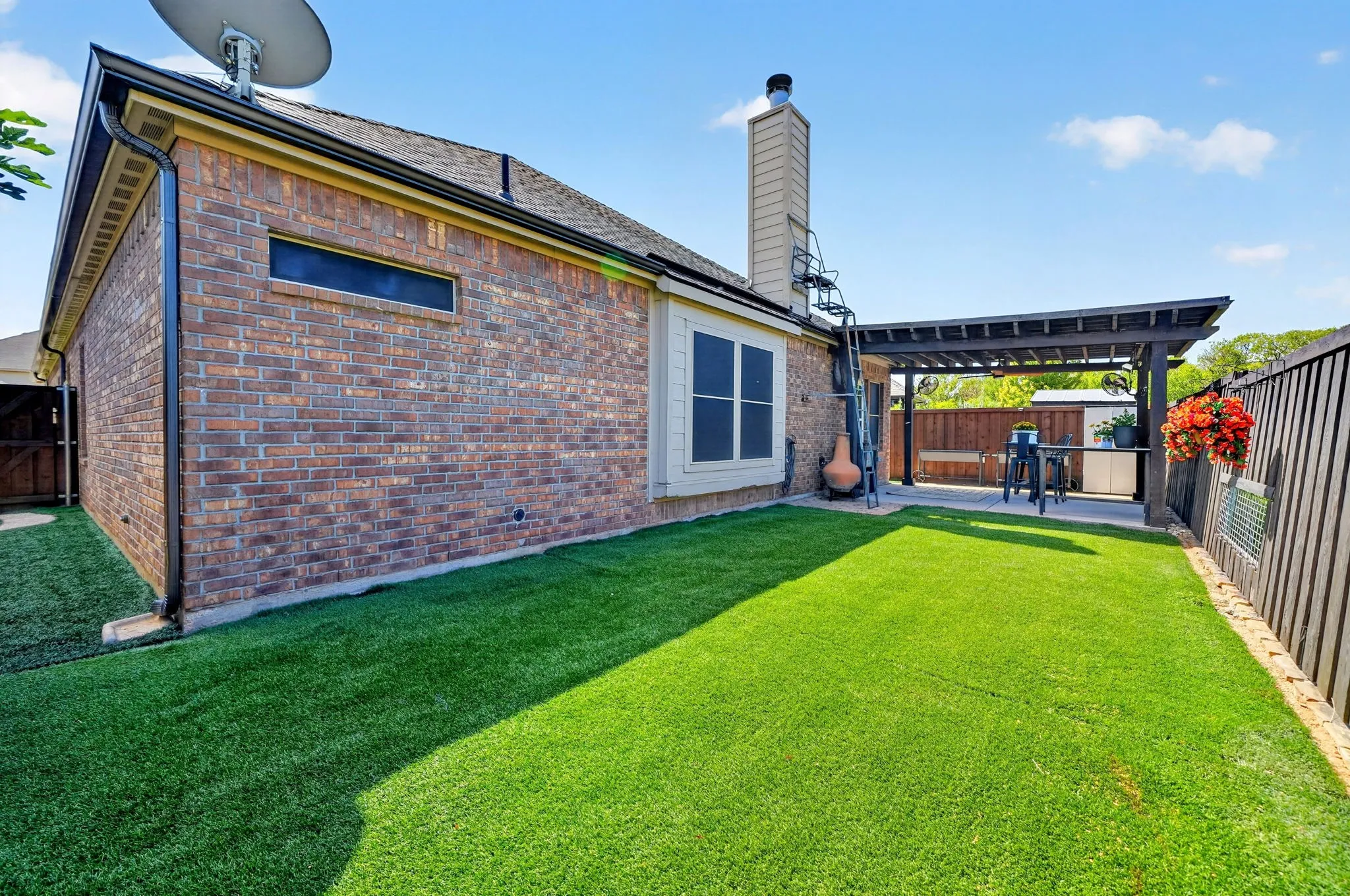 Single Family Residence For Sale in Denton County , 11205 Gibbons Creek Drive, Frisco, Texas 75036, 3 Bedroom, 2 Bathroom, 2 Garage spaces, 2,122 Sqft, built in 2014, mls#21329656, Real Estate Agent in Frisco, Homes For Sale in Denton county, Homes For Sale in Frisco, Realtor in Frisco Texas, Real Estate Brokerage Independent Realty Texas, Luminita Cordes Realtor