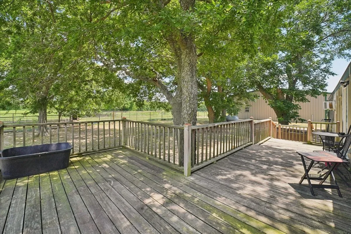 Mobile Home For Sale in Fannin County , 691 S State Highway 78, Bonham, Texas 75418, 3 Bedroom, 2 Bathroom, 6 Garage spaces, 1,368 Sqft, built in 1996, mls#21328924, Real Estate Agent in Bonham, Homes For Sale in Fannin county, Homes For Sale in Bonham, Realtor in Bonham Texas, Real Estate Brokerage Independent Realty Texas, Luminita Cordes Realtor