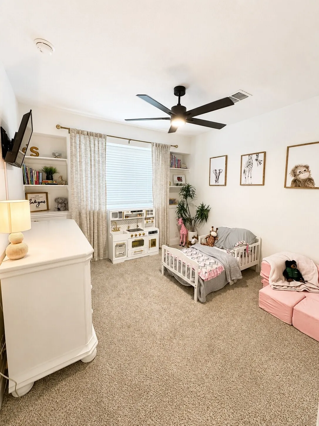 Single Family Residence For Sale in Johnson County , 7709 Gatevine Avenue, Joshua, Texas 76058, 4 Bedroom, 3 Bathroom, 2 Garage spaces, 2,333 Sqft, built in 2025, mls#21329475, Real Estate Agent in Joshua, Homes For Sale in Johnson county, Homes For Sale in Joshua, Realtor in Joshua Texas, Real Estate Brokerage Independent Realty Texas, Luminita Cordes Realtor