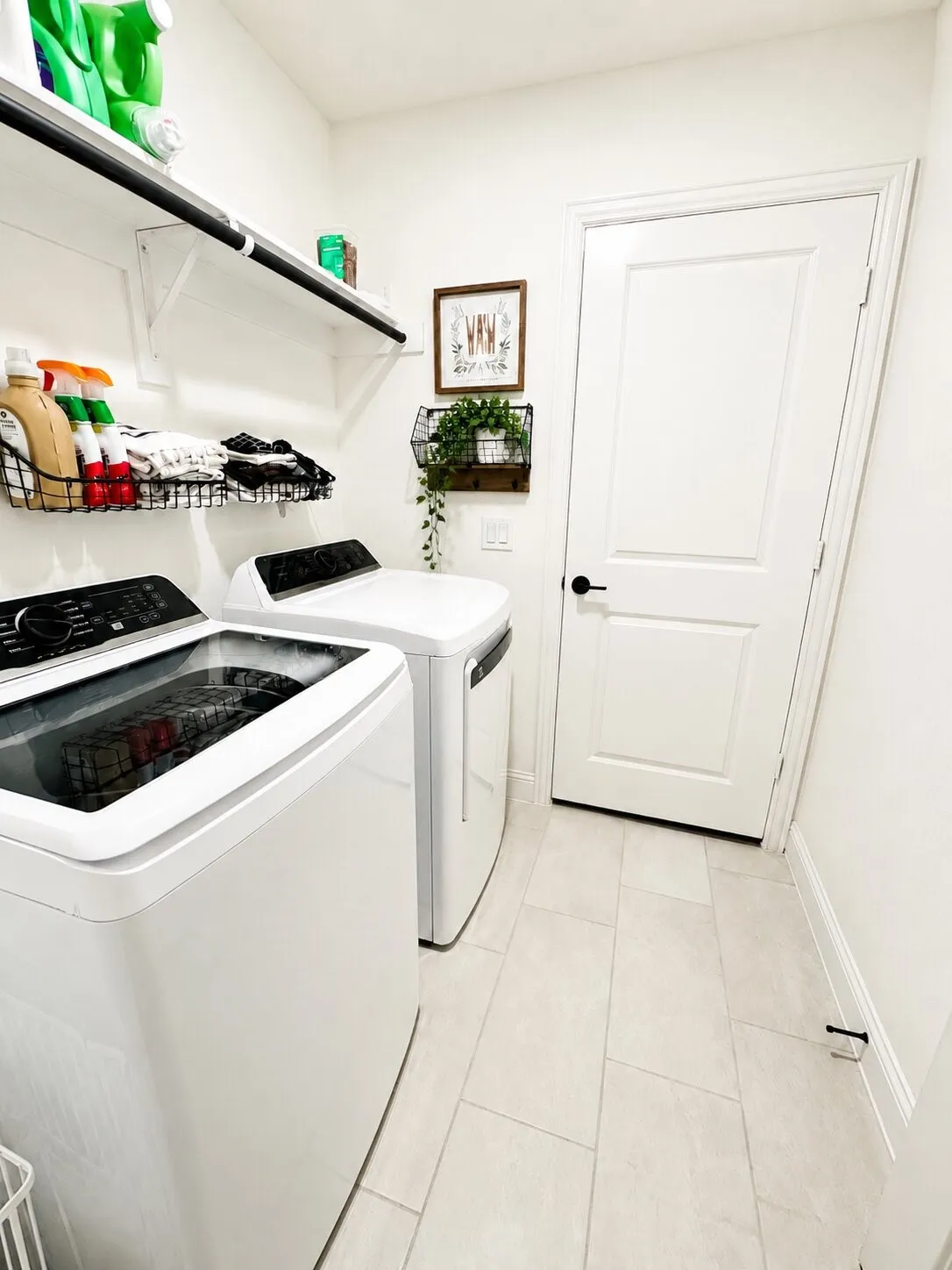 Single Family Residence For Sale in Johnson County , 7709 Gatevine Avenue, Joshua, Texas 76058, 4 Bedroom, 3 Bathroom, 2 Garage spaces, 2,333 Sqft, built in 2025, mls#21329475, Real Estate Agent in Joshua, Homes For Sale in Johnson county, Homes For Sale in Joshua, Realtor in Joshua Texas, Real Estate Brokerage Independent Realty Texas, Luminita Cordes Realtor