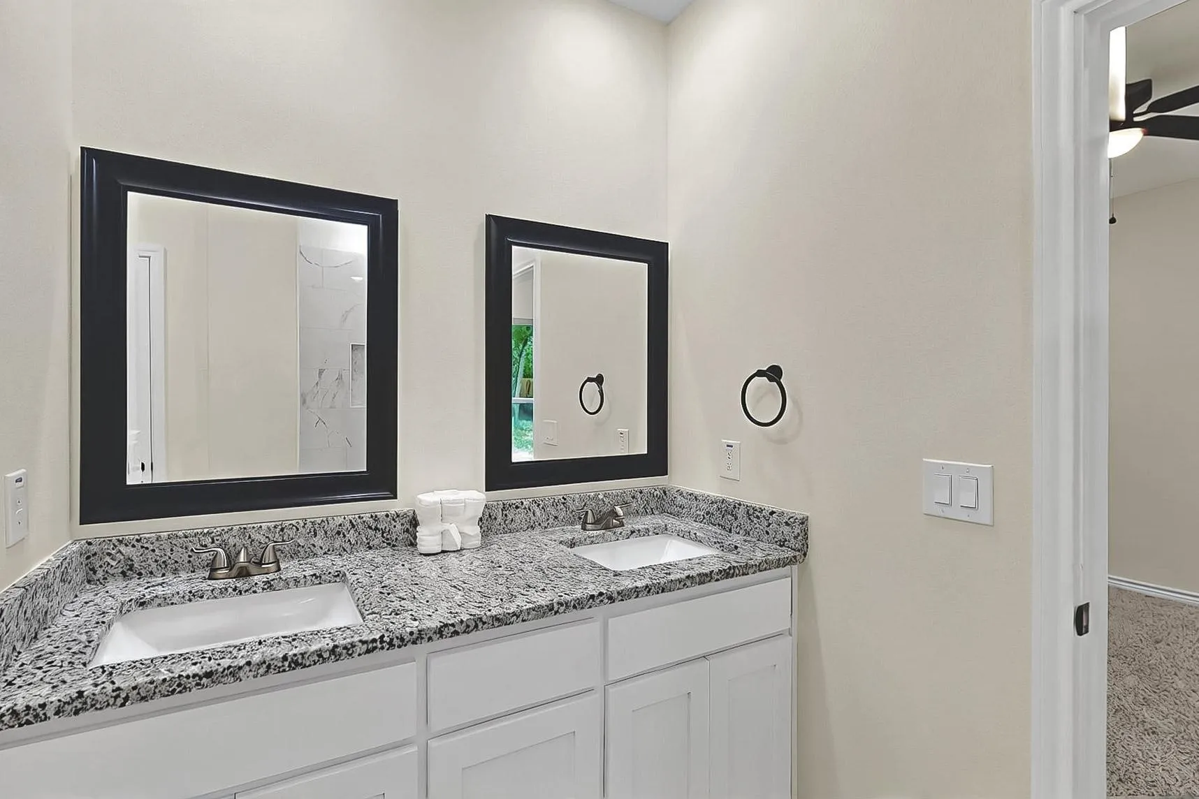 Single Family Residence For Rent in Hopkins County , 415 Martin Luther King Jr Street, Sulphur Springs, Texas 75482, 3 Bedroom, 2 Bathroom, 2 Garage spaces, 1,589 Sqft, built in 2025, mls#21329683, Real Estate Agent in Sulphur Springs, Homes For Rent in Hopkins county, Homes For Rent in Sulphur Springs, Realtor in Sulphur Springs Texas, Real Estate Brokerage Independent Realty Texas, Luminita Cordes Realtor