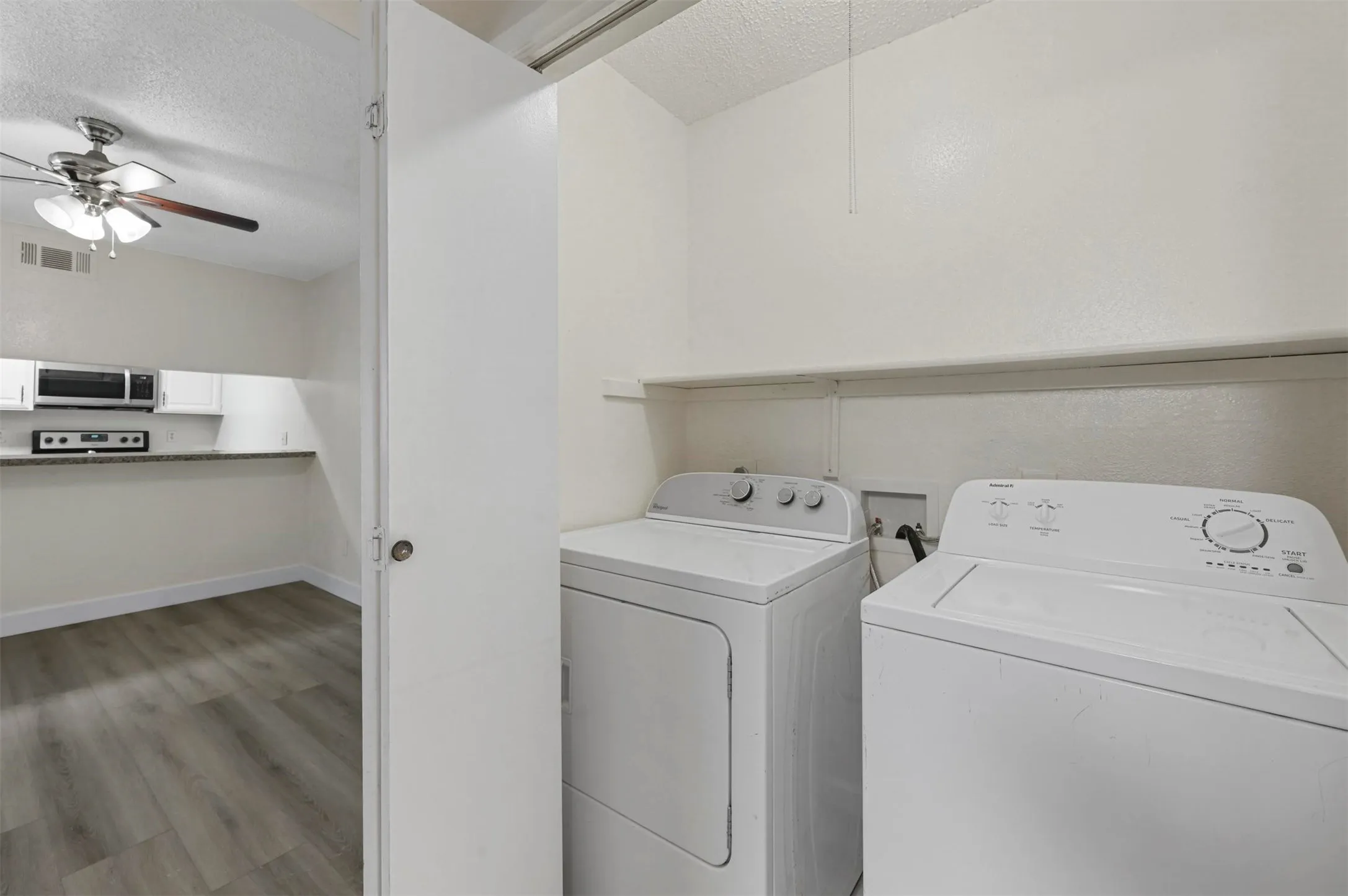 Townhouse For Rent in Dallas County , 2904 Nova Drive, Garland, Texas 75044, 2 Bedroom, 3 Bathroom, 2 Garage spaces, 1,243 Sqft, built in 1976, mls#21329673, Real Estate Agent in Garland, Homes For Rent in Dallas county, Homes For Rent in Garland, Realtor in Garland Texas, Real Estate Brokerage Independent Realty Texas, Luminita Cordes Realtor