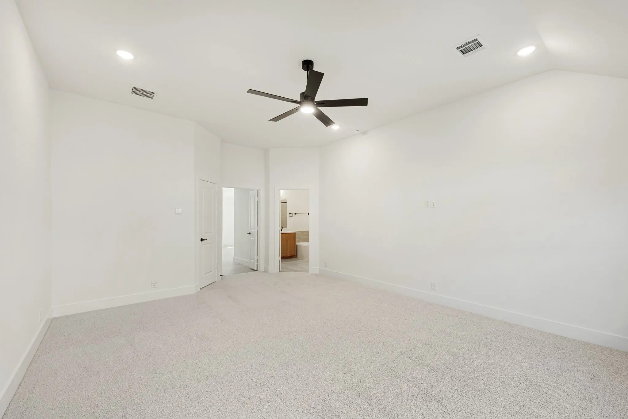 Single Family Residence For Sale in Dallas County , 1951 Evergreen Lane, Glenn Heights, Texas 75154, 4 Bedroom, 2 Bathroom, 2 Garage spaces, 2,243 Sqft, built in 2026, mls#21328807, Real Estate Agent in Glenn Heights, Homes For Sale in Dallas county, Homes For Sale in Glenn Heights, Realtor in Glenn Heights Texas, Real Estate Brokerage Independent Realty Texas, Luminita Cordes Realtor