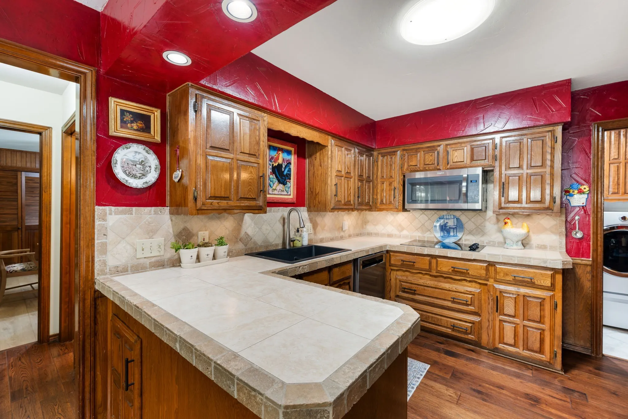 Single Family Residence For Sale in Tarrant County , 2212 Prestonwood Drive, Arlington, Texas 76012, 4 Bedroom, 3 Bathroom, 2 Garage spaces, 2,668 Sqft, built in 1974, mls#21329716, Real Estate Agent in Arlington, Homes For Sale in Tarrant county, Homes For Sale in Arlington, Realtor in Arlington Texas, Real Estate Brokerage Independent Realty Texas, Luminita Cordes Realtor