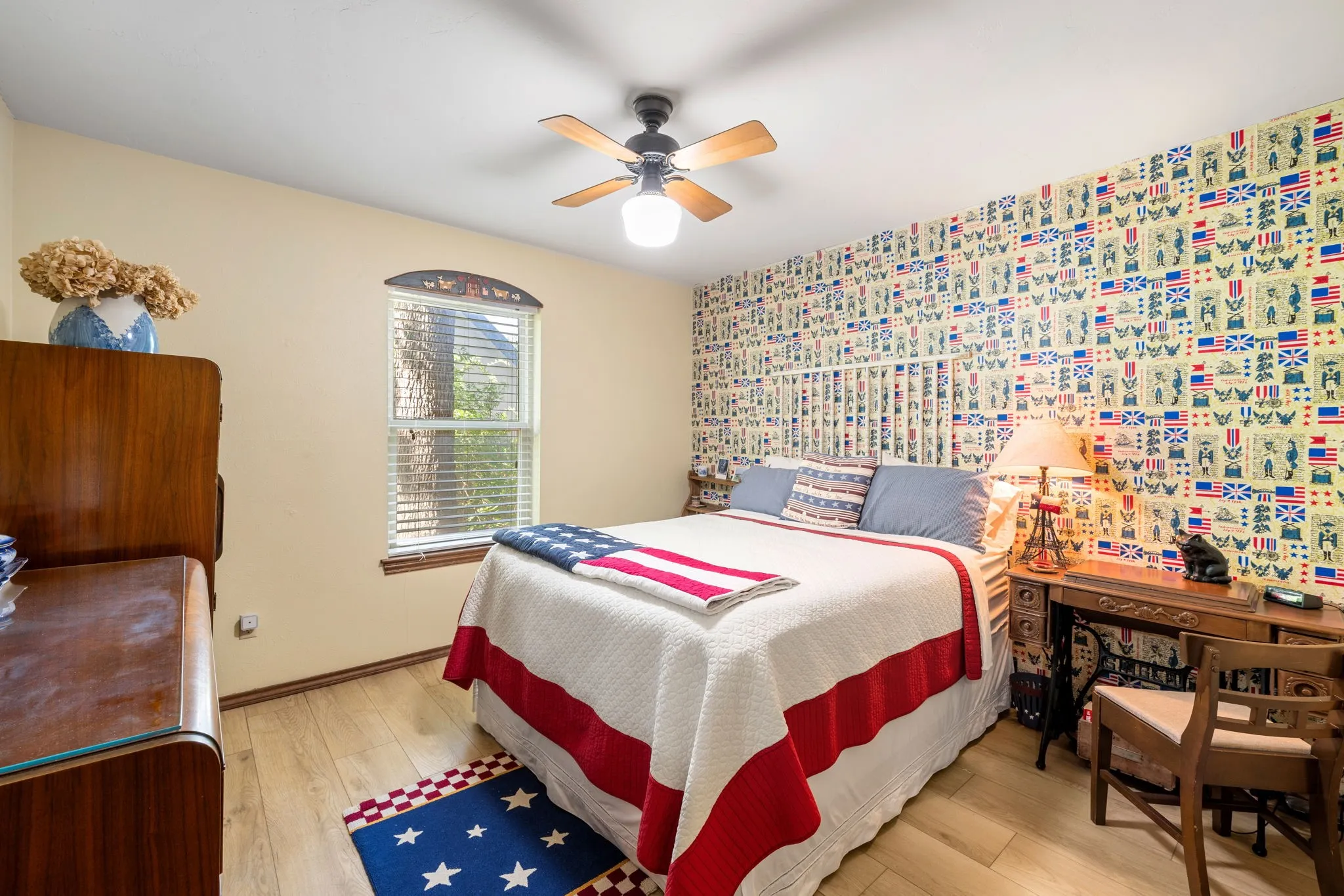 Single Family Residence For Sale in Tarrant County , 2212 Prestonwood Drive, Arlington, Texas 76012, 4 Bedroom, 3 Bathroom, 2 Garage spaces, 2,668 Sqft, built in 1974, mls#21329716, Real Estate Agent in Arlington, Homes For Sale in Tarrant county, Homes For Sale in Arlington, Realtor in Arlington Texas, Real Estate Brokerage Independent Realty Texas, Luminita Cordes Realtor
