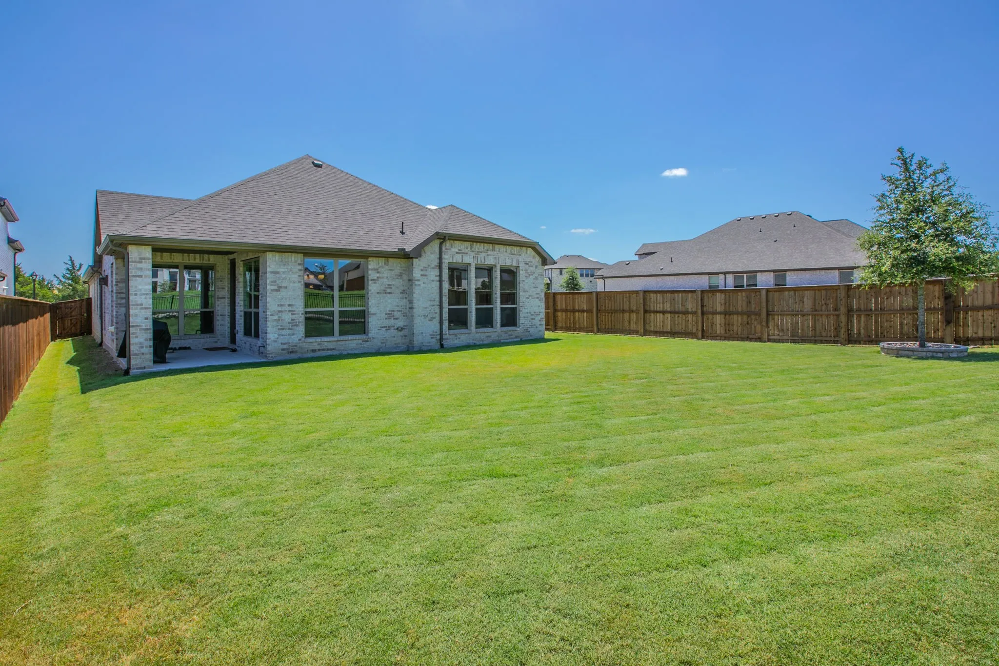 Single Family Residence For Sale in Ellis County , 4406 Timberdrift Street, Midlothian, Texas 76065, 4 Bedroom, 3 Bathroom, 3 Garage spaces, 2,412 Sqft, built in 2024, mls#21329701, Real Estate Agent in Midlothian, Homes For Sale in Ellis county, Homes For Sale in Midlothian, Realtor in Midlothian Texas, Real Estate Brokerage Independent Realty Texas, Luminita Cordes Realtor
