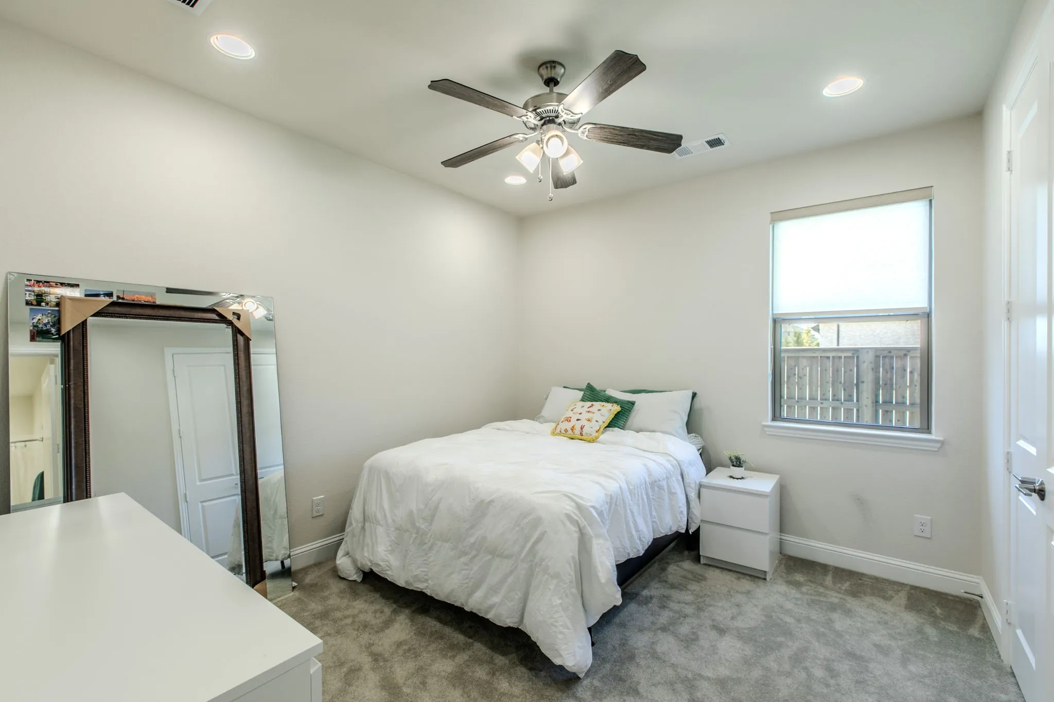 Single Family Residence For Sale in Ellis County , 4406 Timberdrift Street, Midlothian, Texas 76065, 4 Bedroom, 3 Bathroom, 3 Garage spaces, 2,412 Sqft, built in 2024, mls#21329701, Real Estate Agent in Midlothian, Homes For Sale in Ellis county, Homes For Sale in Midlothian, Realtor in Midlothian Texas, Real Estate Brokerage Independent Realty Texas, Luminita Cordes Realtor