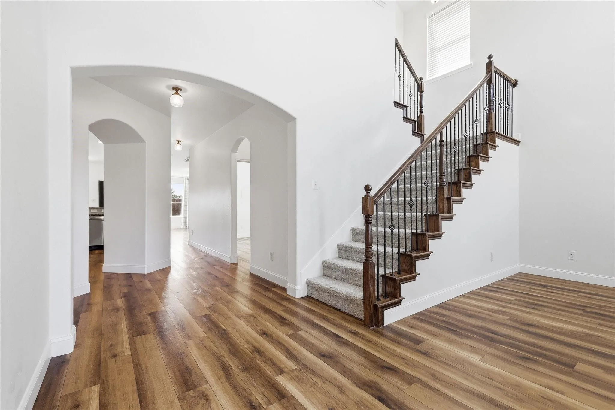 Single Family Residence For Sale in Collin County , 1301 Coleman Drive, Melissa, Texas 75454, 5 Bedroom, 3 Bathroom, 2 Garage spaces, 2,906 Sqft, built in 2015, mls#21329511, Real Estate Agent in Melissa, Homes For Sale in Collin county, Homes For Sale in Melissa, Realtor in Melissa Texas, Real Estate Brokerage Independent Realty Texas, Luminita Cordes Realtor