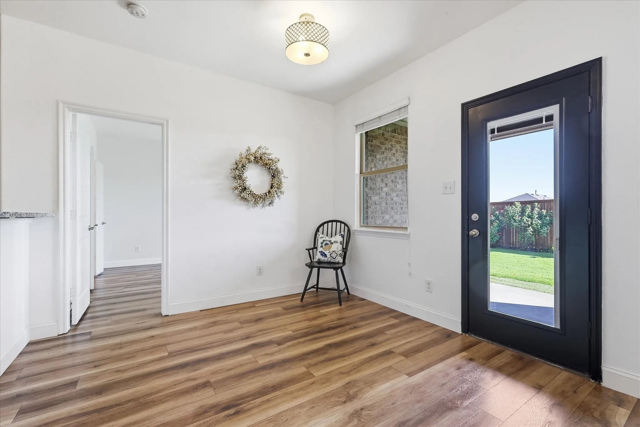 Single Family Residence For Sale in Collin County , 1301 Coleman Drive, Melissa, Texas 75454, 5 Bedroom, 3 Bathroom, 2 Garage spaces, 2,906 Sqft, built in 2015, mls#21329511, Real Estate Agent in Melissa, Homes For Sale in Collin county, Homes For Sale in Melissa, Realtor in Melissa Texas, Real Estate Brokerage Independent Realty Texas, Luminita Cordes Realtor
