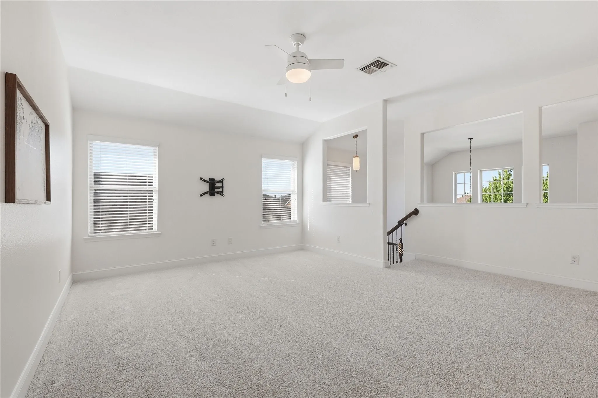 Single Family Residence For Sale in Collin County , 1301 Coleman Drive, Melissa, Texas 75454, 5 Bedroom, 3 Bathroom, 2 Garage spaces, 2,906 Sqft, built in 2015, mls#21329511, Real Estate Agent in Melissa, Homes For Sale in Collin county, Homes For Sale in Melissa, Realtor in Melissa Texas, Real Estate Brokerage Independent Realty Texas, Luminita Cordes Realtor