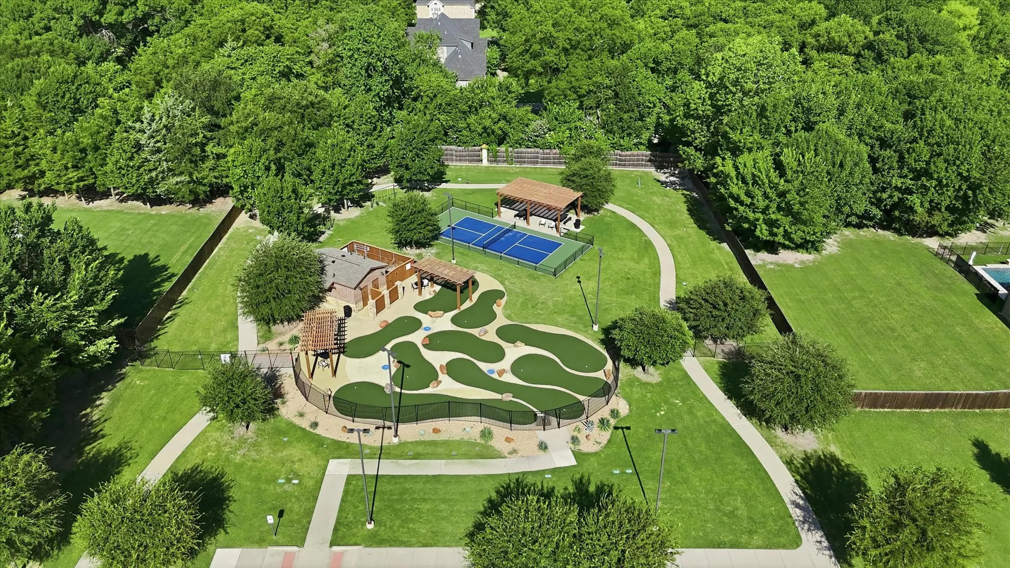 Single Family Residence For Sale in Collin County , 1301 Coleman Drive, Melissa, Texas 75454, 5 Bedroom, 3 Bathroom, 2 Garage spaces, 2,906 Sqft, built in 2015, mls#21329511, Real Estate Agent in Melissa, Homes For Sale in Collin county, Homes For Sale in Melissa, Realtor in Melissa Texas, Real Estate Brokerage Independent Realty Texas, Luminita Cordes Realtor