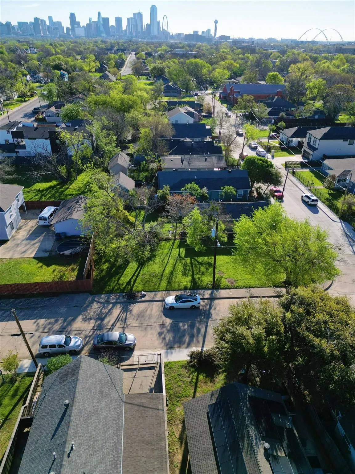 Improved Land For Sale in Dallas County , 1525 Nomas Street, Dallas, Texas 75212, 0, 0, Garage spaces, 0 Sqft, built in 0, Price $175,000, mls#21328968, Real Estate Agent in Dallas, Homes For Sale in Dallas county, Homes For Sale in Dallas, Realtor in Dallas Texas, Real Estate Brokerage Independent Realty Texas, Luminita Cordes Realtor