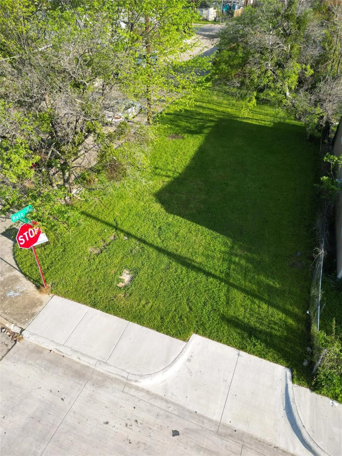 Improved Land For Sale in Dallas County , 1525 Nomas Street, Dallas, Texas 75212, 0, 0, Garage spaces, 0 Sqft, built in 0, Price $175,000, mls#21328968, Real Estate Agent in Dallas, Homes For Sale in Dallas county, Homes For Sale in Dallas, Realtor in Dallas Texas, Real Estate Brokerage Independent Realty Texas, Luminita Cordes Realtor