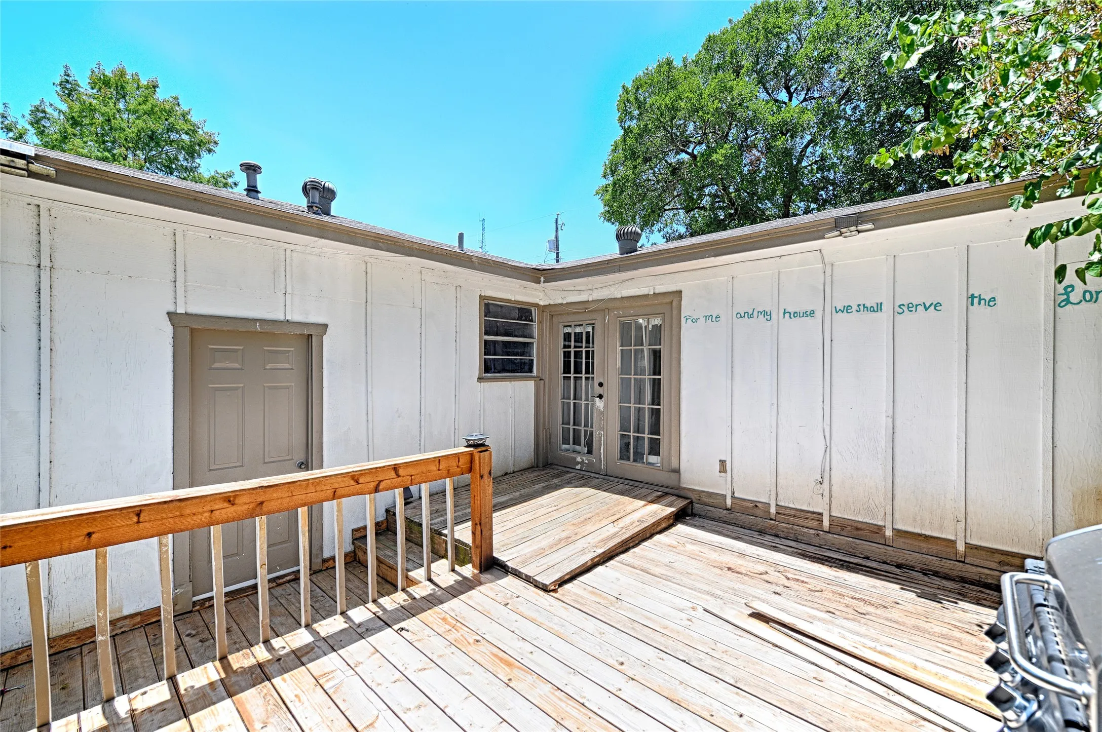 Single Family Residence For Sale in Rockwall County , 507 Bost Street, Rockwall, Texas 75087, 3 Bedroom, 1 Bathroom, Garage spaces, 1,404 Sqft, built in 1985, mls#21326299, Real Estate Agent in Rockwall, Homes For Sale in Rockwall county, Homes For Sale in Rockwall, Realtor in Rockwall Texas, Real Estate Brokerage Independent Realty Texas, Luminita Cordes Realtor