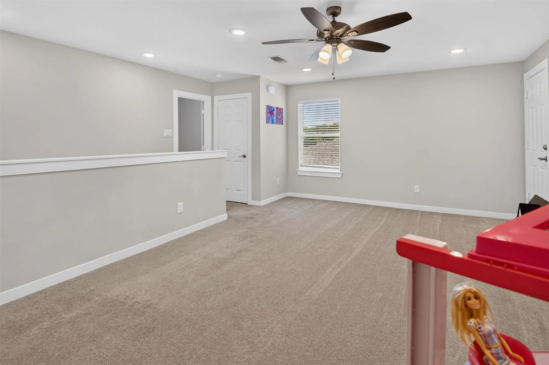 Single Family Residence For Sale in Hood County , 7206 Treaty Oaks Boulevard, Granbury, Texas 76048, 4 Bedroom, 3 Bathroom, 3 Garage spaces, 2,301 Sqft, built in 2022, mls#21320603, Real Estate Agent in Granbury, Homes For Sale in Hood county, Homes For Sale in Granbury, Realtor in Granbury Texas, Real Estate Brokerage Independent Realty Texas, Luminita Cordes Realtor