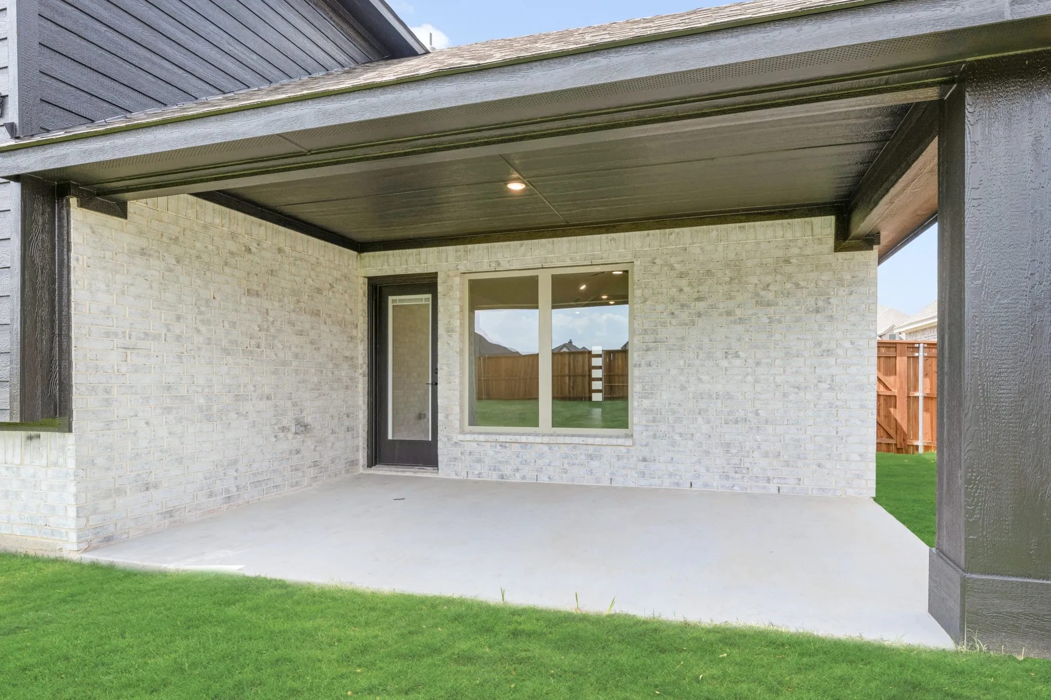 Single Family Residence For Sale in Johnson County , 120 Mockingbird Hill Drive, Joshua, Texas 76058, 4 Bedroom, 3 Bathroom, 2 Garage spaces, 2,752 Sqft, built in 2026, mls#21327952, Real Estate Agent in Joshua, Homes For Sale in Johnson county, Homes For Sale in Joshua, Realtor in Joshua Texas, Real Estate Brokerage Independent Realty Texas, Luminita Cordes Realtor