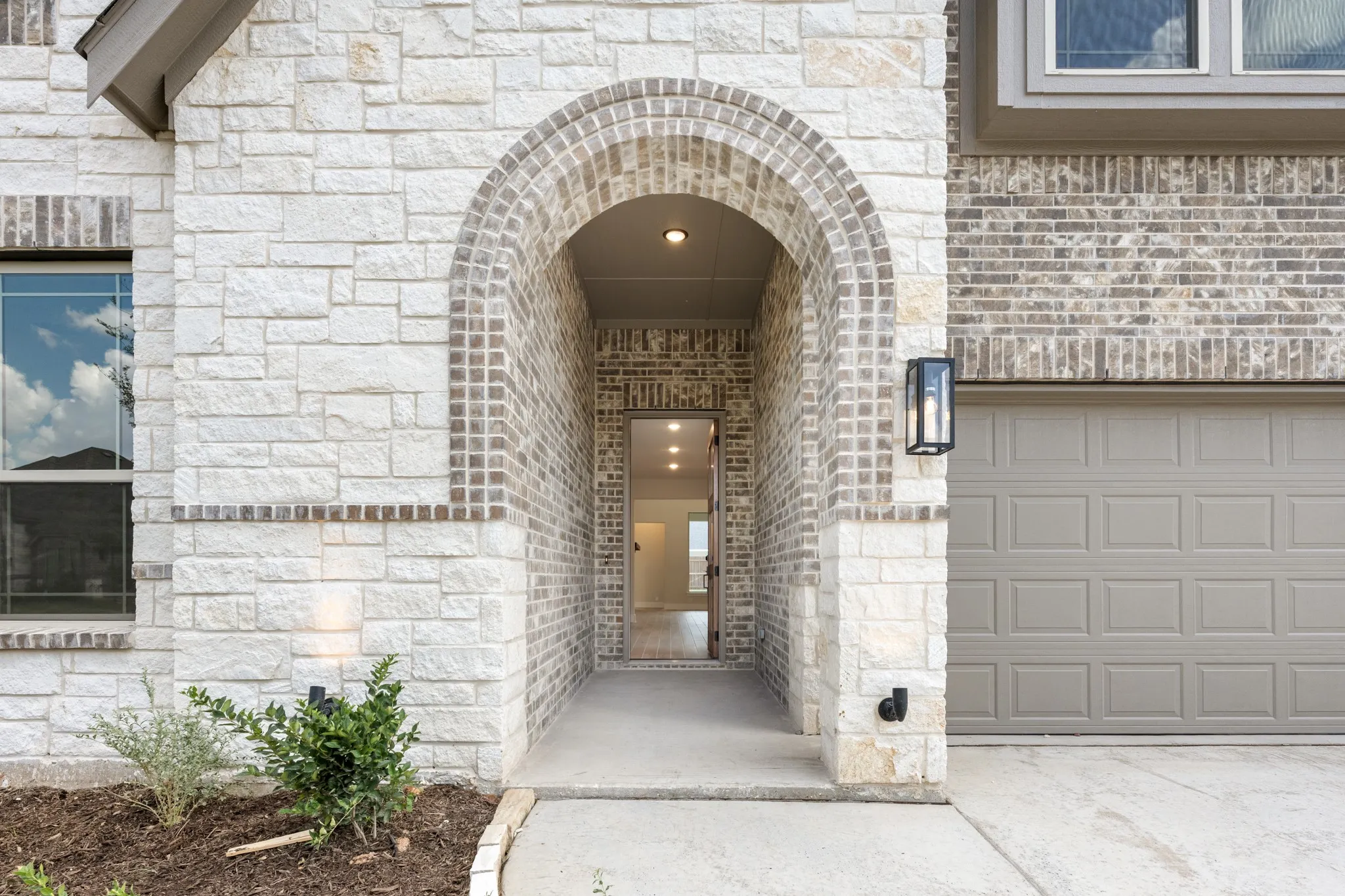 Single Family Residence For Sale in Johnson County , 116 Mockingbird Hill Drive, Joshua, Texas 76058, 5 Bedroom, 4 Bathroom, 3 Garage spaces, 2,838 Sqft, built in 2026, mls#21327924, Real Estate Agent in Joshua, Homes For Sale in Johnson county, Homes For Sale in Joshua, Realtor in Joshua Texas, Real Estate Brokerage Independent Realty Texas, Luminita Cordes Realtor