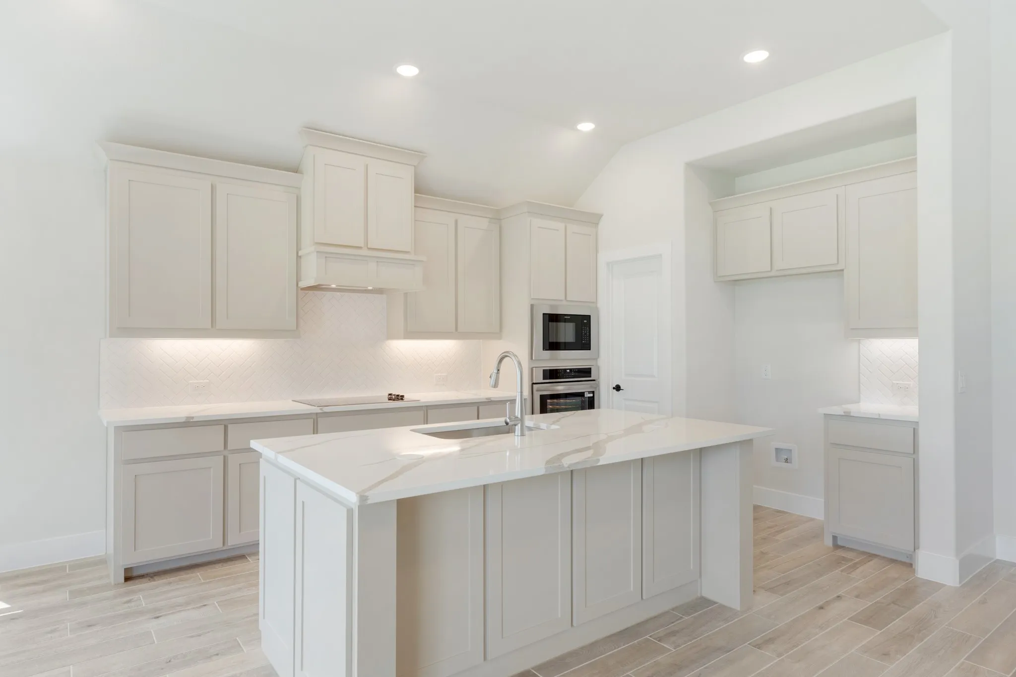 Single Family Residence For Sale in Johnson County , 116 Mockingbird Hill Drive, Joshua, Texas 76058, 5 Bedroom, 4 Bathroom, 3 Garage spaces, 2,838 Sqft, built in 2026, mls#21327924, Real Estate Agent in Joshua, Homes For Sale in Johnson county, Homes For Sale in Joshua, Realtor in Joshua Texas, Real Estate Brokerage Independent Realty Texas, Luminita Cordes Realtor