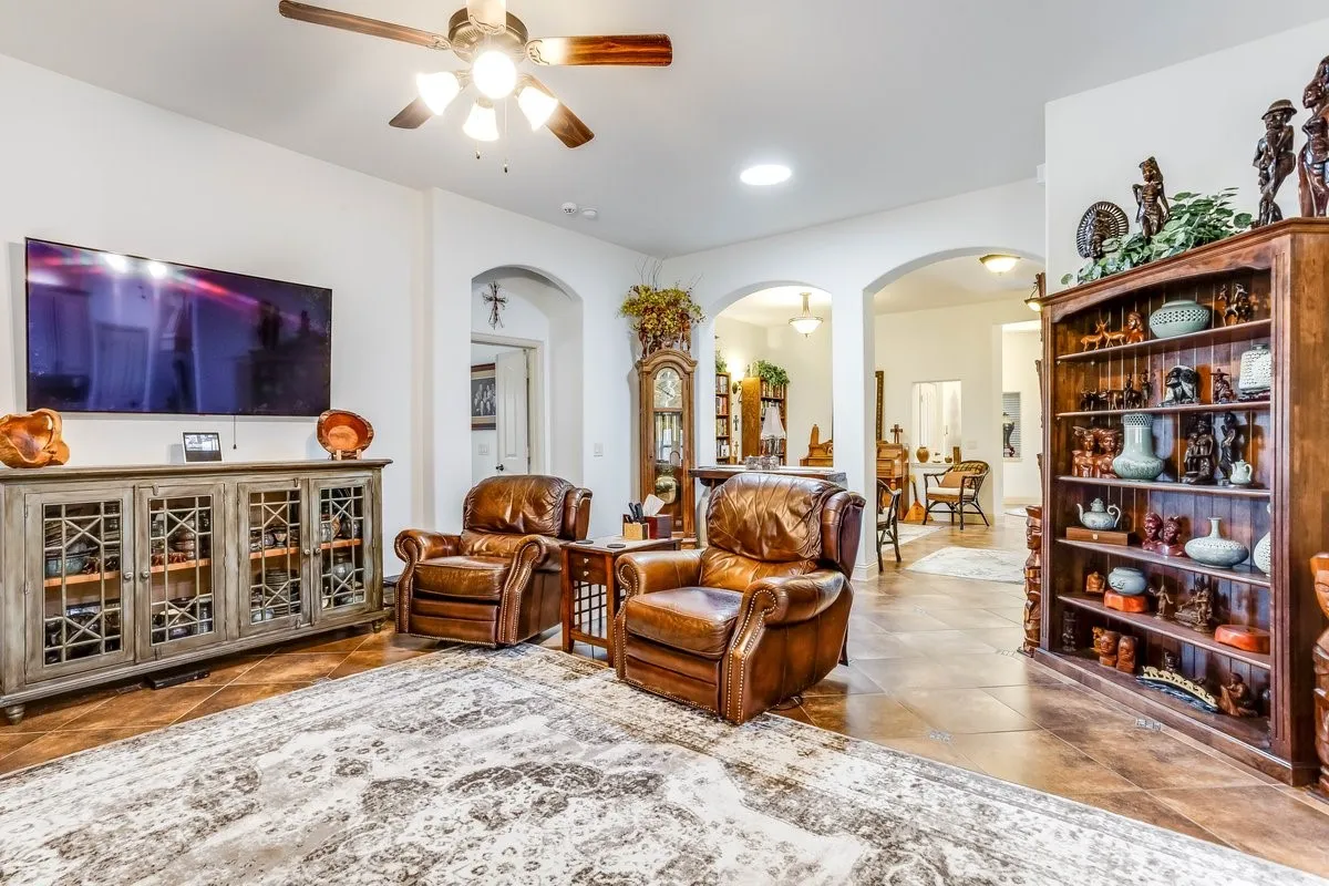 Single Family Residence For Sale in Collin County , 114 Lyndhurst Drive, Wylie, Texas 75098, 4 Bedroom, 2 Bathroom, 2 Garage spaces, 2,305 Sqft, built in 2014, mls#21329821, Real Estate Agent in Wylie, Homes For Sale in Collin county, Homes For Sale in Wylie, Realtor in Wylie Texas, Real Estate Brokerage Independent Realty Texas, Luminita Cordes Realtor