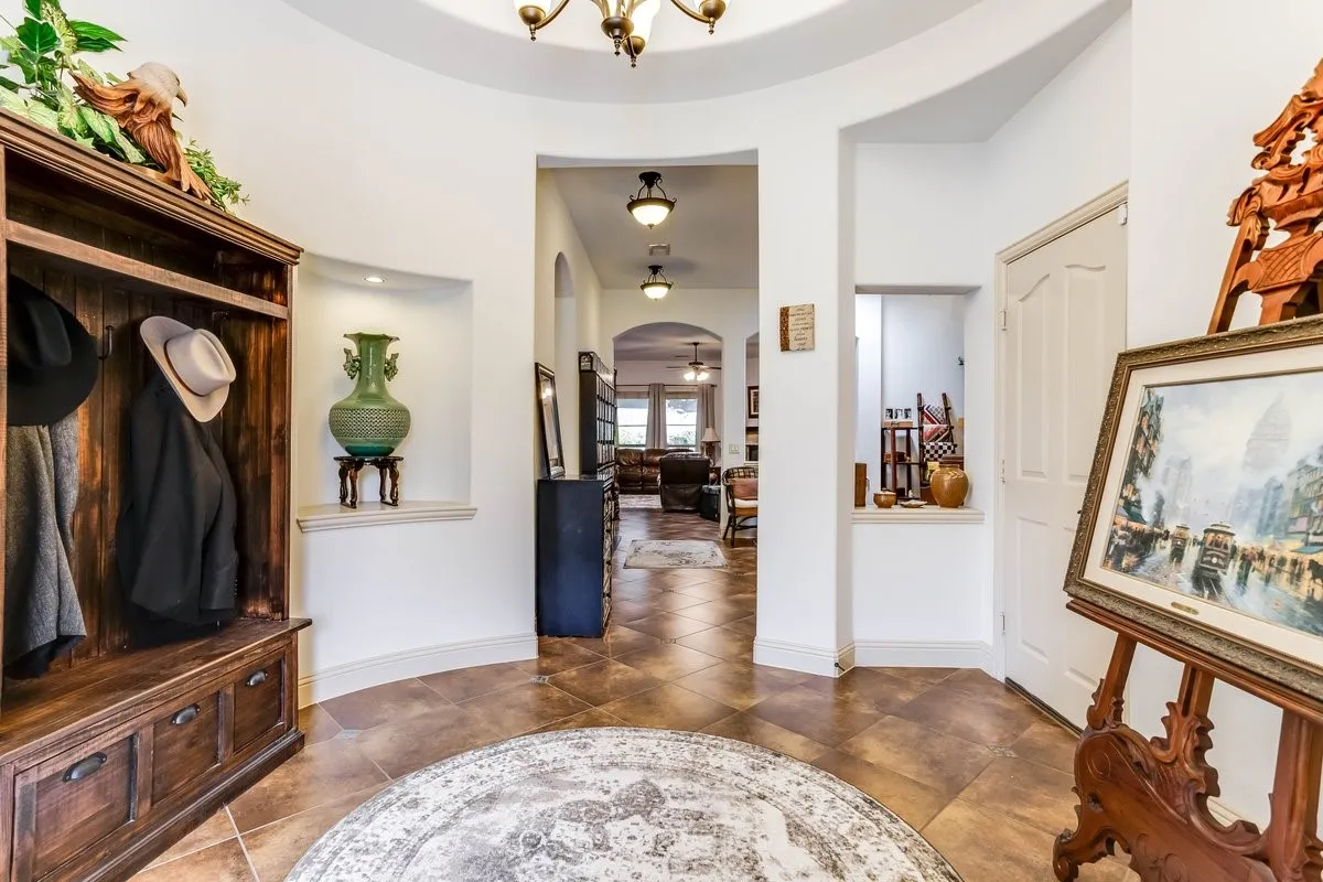 Single Family Residence For Sale in Collin County , 114 Lyndhurst Drive, Wylie, Texas 75098, 4 Bedroom, 2 Bathroom, 2 Garage spaces, 2,305 Sqft, built in 2014, mls#21329821, Real Estate Agent in Wylie, Homes For Sale in Collin county, Homes For Sale in Wylie, Realtor in Wylie Texas, Real Estate Brokerage Independent Realty Texas, Luminita Cordes Realtor