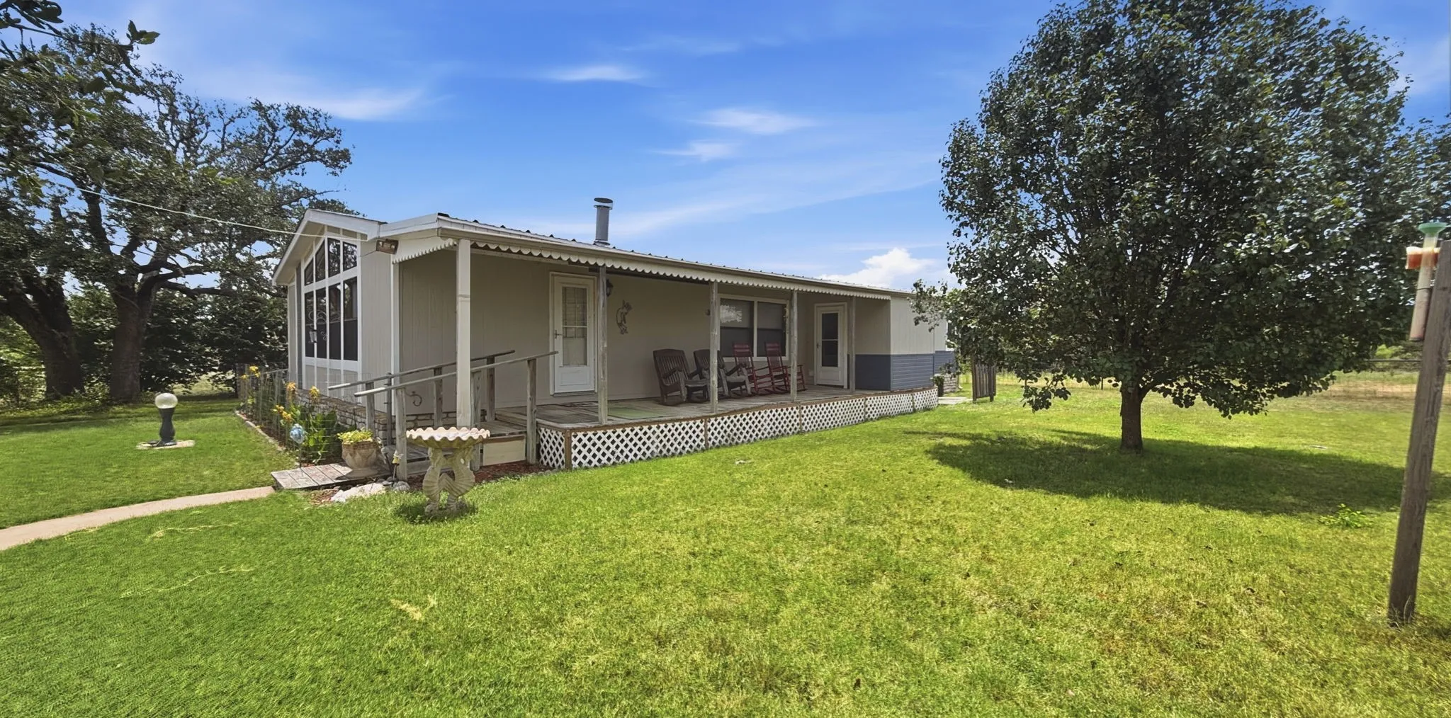Farm For Sale in Hamilton County , 2875 County Road 610, Hamilton, Texas 76531, 3 Bedroom, 2 Bathroom, Garage spaces, 1,940 Sqft, built in 1960, mls#21329780, Real Estate Agent in Hamilton, Homes For Sale in Hamilton county, Homes For Sale in Hamilton, Realtor in Hamilton Texas, Real Estate Brokerage Independent Realty Texas, Luminita Cordes Realtor