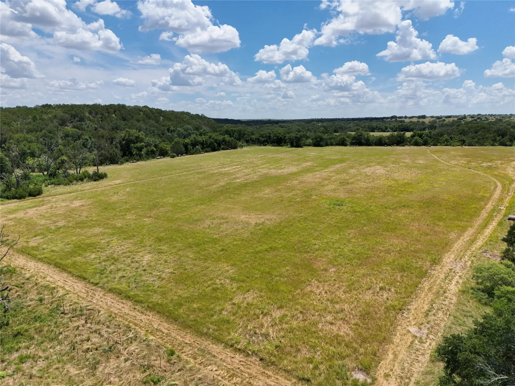 Farm For Sale in Hamilton County , 2875 County Road 610, Hamilton, Texas 76531, 3 Bedroom, 2 Bathroom, Garage spaces, 1,940 Sqft, built in 1960, mls#21329780, Real Estate Agent in Hamilton, Homes For Sale in Hamilton county, Homes For Sale in Hamilton, Realtor in Hamilton Texas, Real Estate Brokerage Independent Realty Texas, Luminita Cordes Realtor