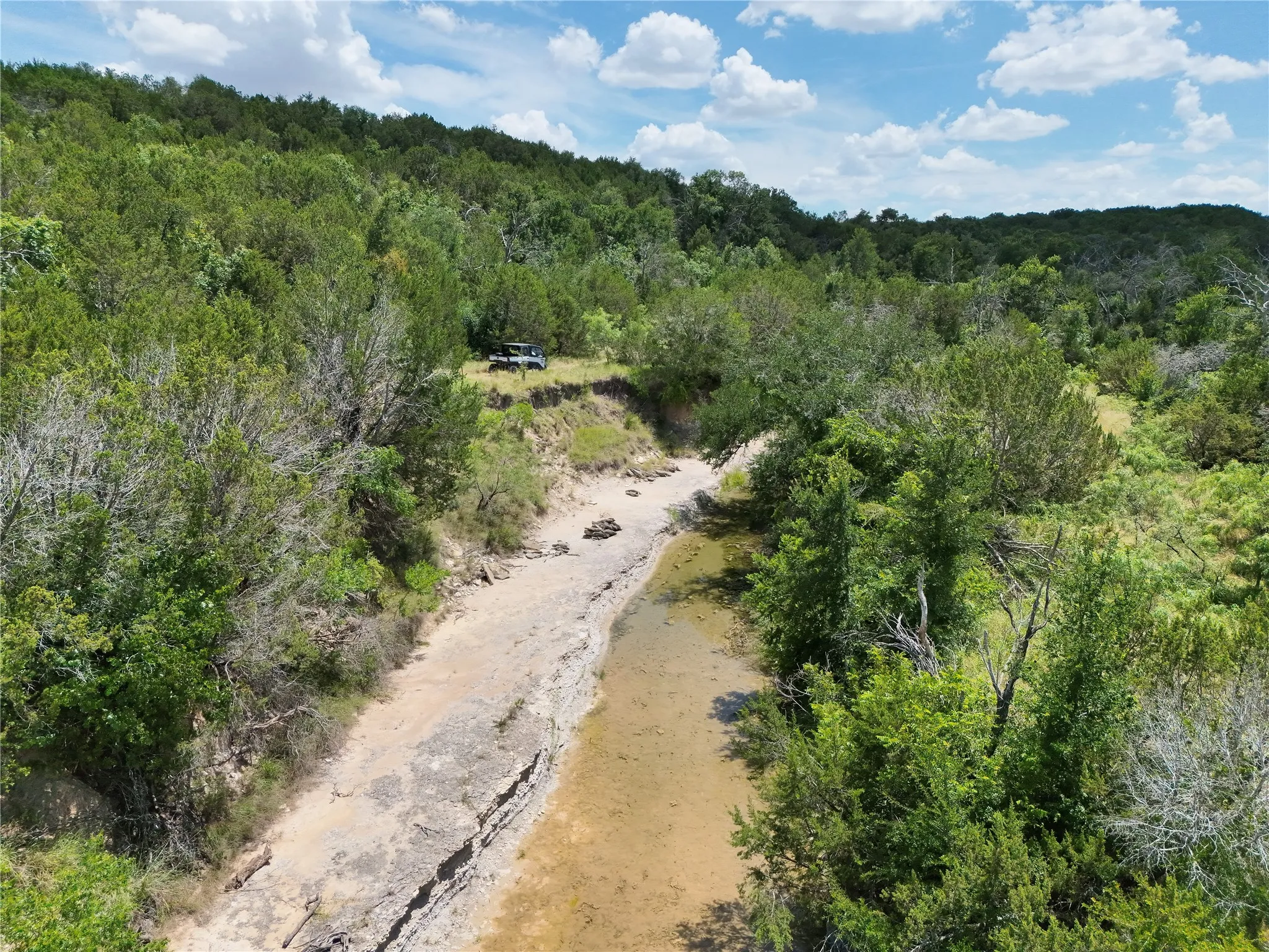 Farm For Sale in Hamilton County , 2875 County Road 610, Hamilton, Texas 76531, 3 Bedroom, 2 Bathroom, Garage spaces, 1,940 Sqft, built in 1960, mls#21329780, Real Estate Agent in Hamilton, Homes For Sale in Hamilton county, Homes For Sale in Hamilton, Realtor in Hamilton Texas, Real Estate Brokerage Independent Realty Texas, Luminita Cordes Realtor