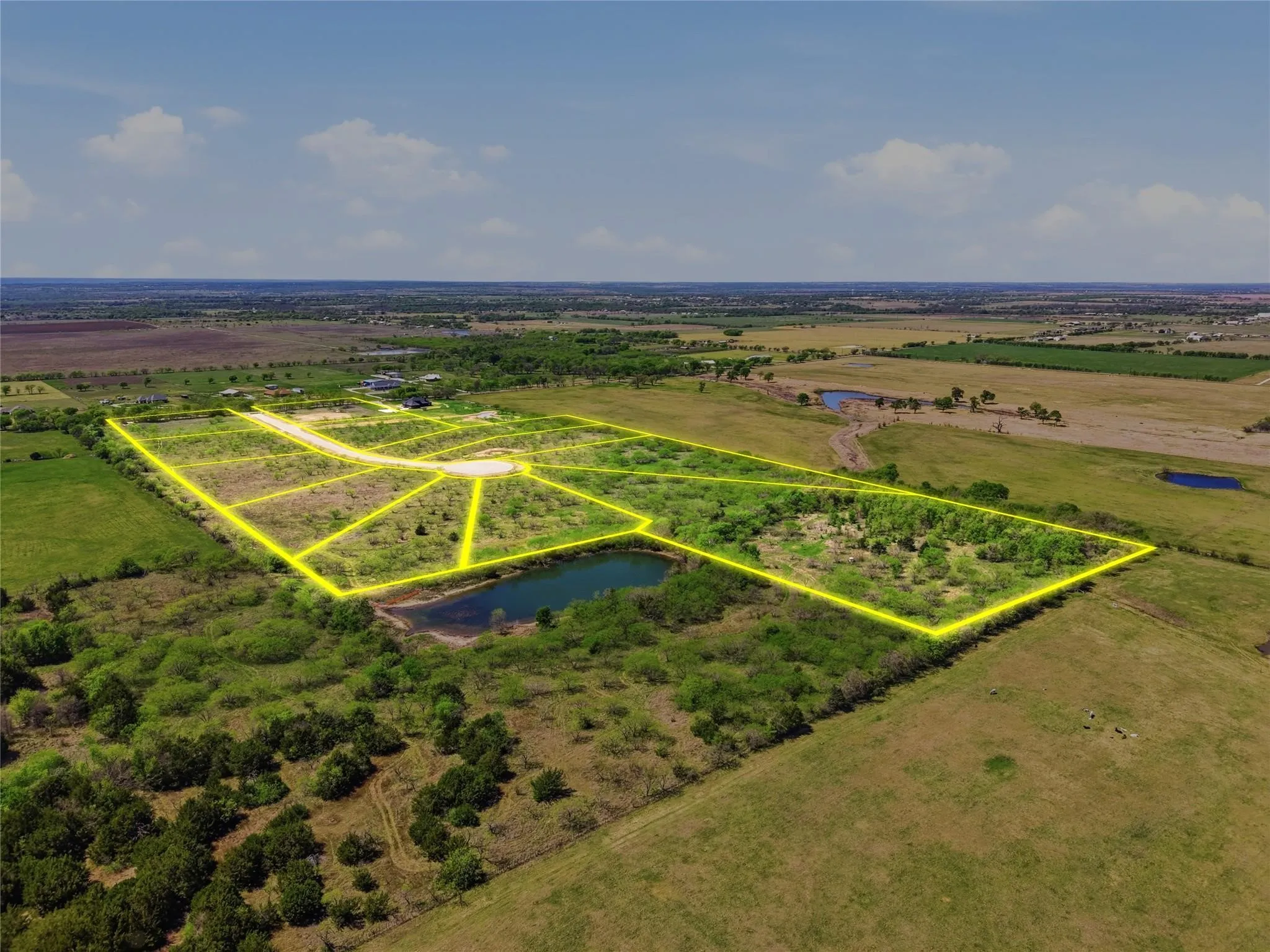 Single Family Residence For Sale in Johnson County , 1424 Weston Ridge, Grandview, Texas 76050, 3 Bedrooms, 2 Bathrooms, 2 Garage spaces, 2,328 Sqft, built in 2026, Price $593,000, mls#21310531, Real Estate Agent in Grandview, Homes For Sale in Johnson county, Homes For Sale in Grandview, Realtor in Grandview Texas, Real Estate Brokerage Independent Realty Texas, Luminita Cordes Realtor