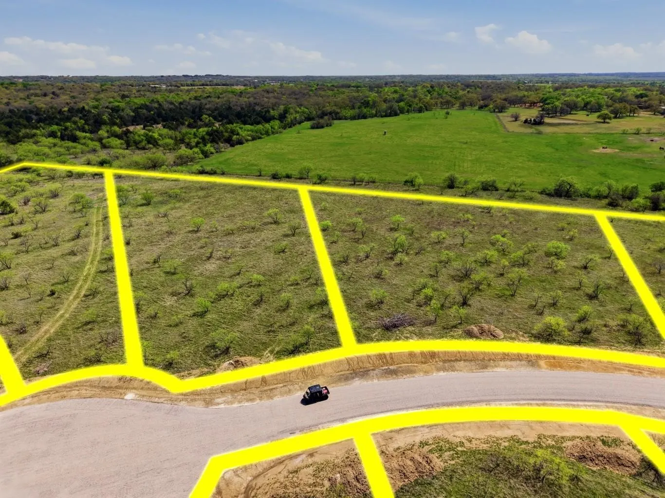 Single Family Residence For Sale in Johnson County , 1424 Weston Ridge, Grandview, Texas 76050, 3 Bedrooms, 2 Bathrooms, 2 Garage spaces, 2,328 Sqft, built in 2026, Price $593,000, mls#21310531, Real Estate Agent in Grandview, Homes For Sale in Johnson county, Homes For Sale in Grandview, Realtor in Grandview Texas, Real Estate Brokerage Independent Realty Texas, Luminita Cordes Realtor