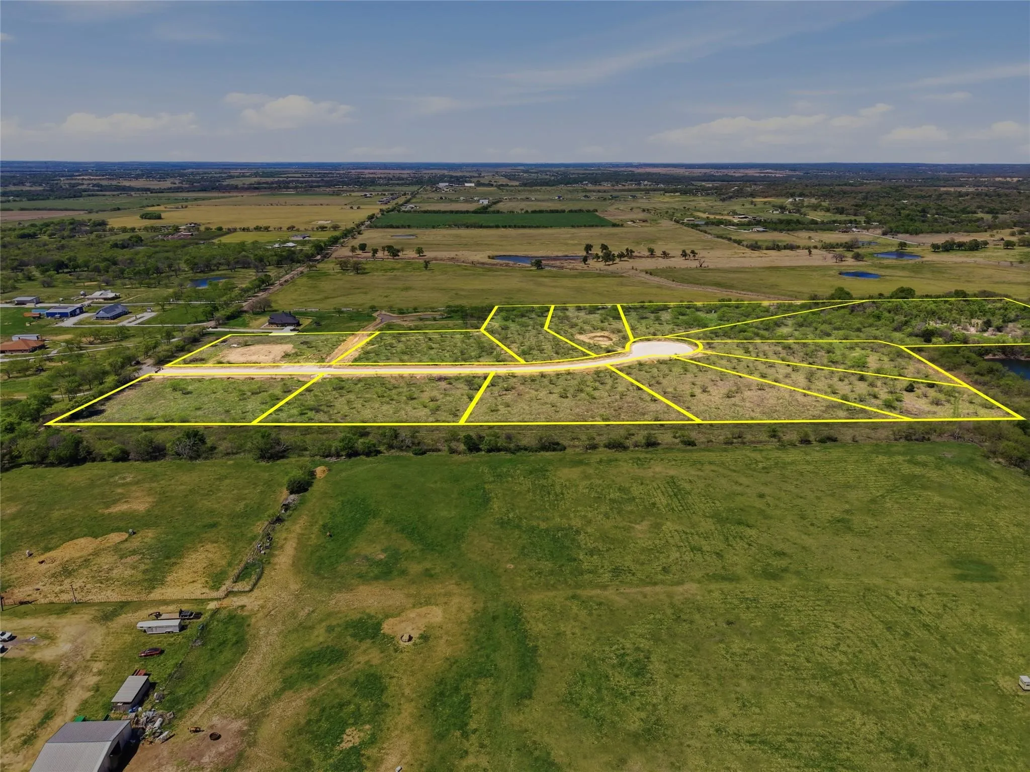 Single Family Residence For Sale in Johnson County , 1416 Weston Ridge, Grandview, Texas 76050, 4 Bedrooms, 3 Bathrooms, 2 Garage spaces, 2,386 Sqft, built in 2026, Price $608,000, mls#21310547, Real Estate Agent in Grandview, Homes For Sale in Johnson county, Homes For Sale in Grandview, Realtor in Grandview Texas, Real Estate Brokerage Independent Realty Texas, Luminita Cordes Realtor