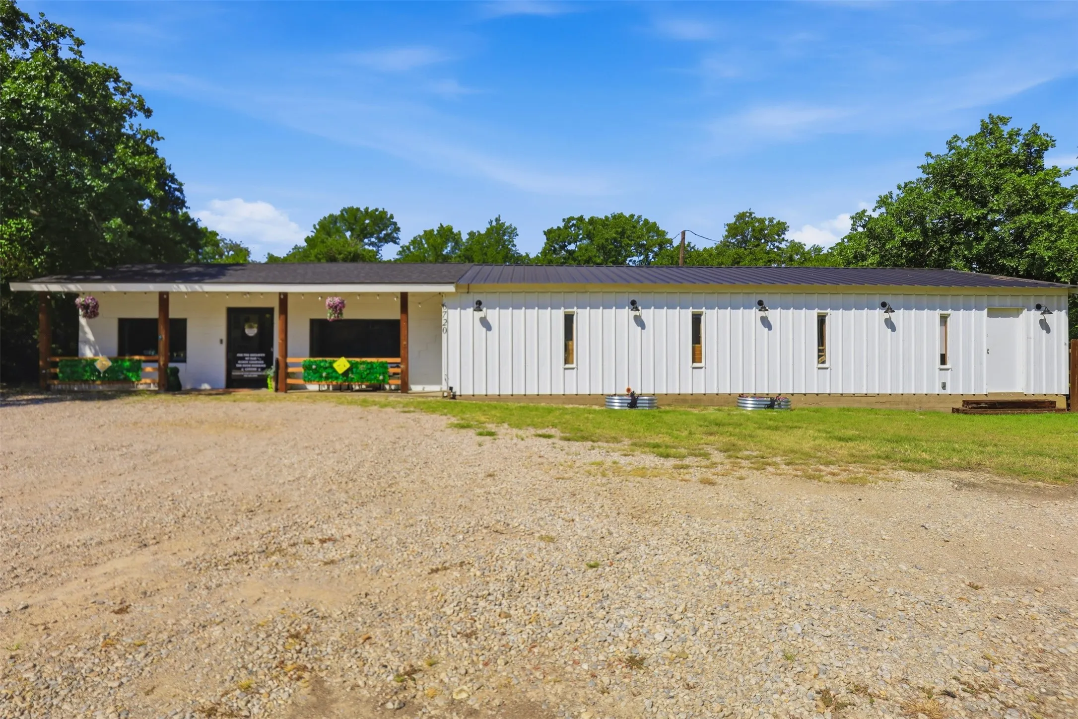 Office For Rent in Tarrant County , 6720 Dick Price Road, Mansfield, Texas 76063, 0, 0, Garage spaces, 0 Sqft, built in 1969, mls#21329827, Real Estate Agent in Mansfield, Homes For Rent in Tarrant county, Homes For Rent in Mansfield, Realtor in Mansfield Texas, Real Estate Brokerage Independent Realty Texas, Luminita Cordes Realtor