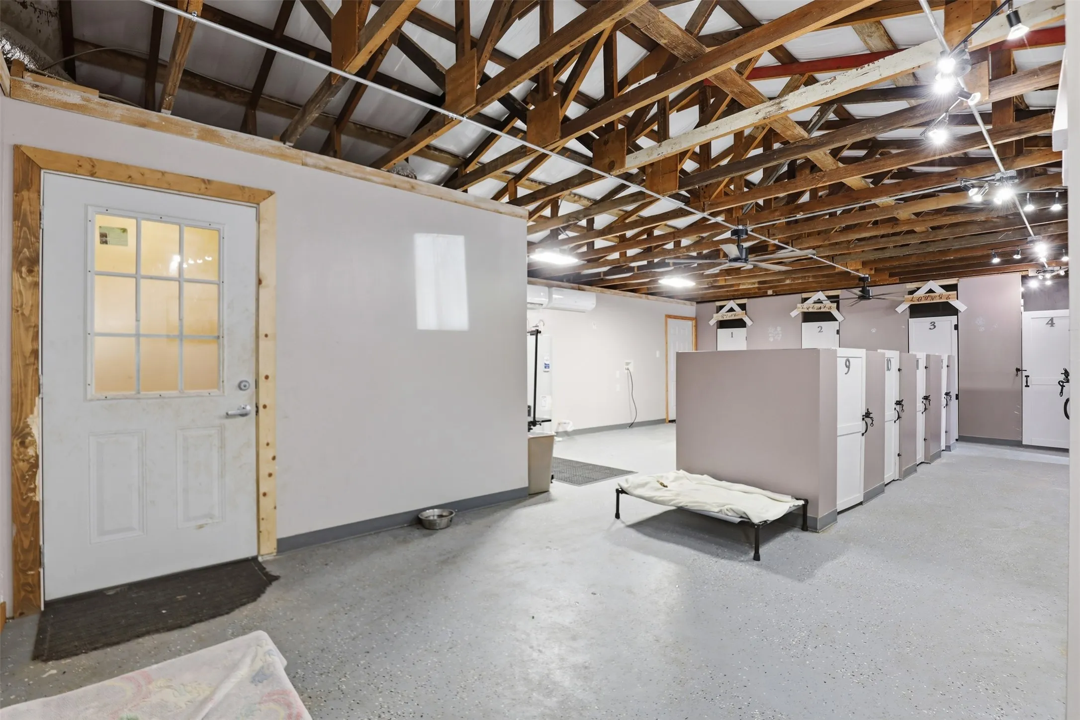 Office For Rent in Tarrant County , 6720 Dick Price Road, Mansfield, Texas 76063, 0, 0, Garage spaces, 0 Sqft, built in 1969, mls#21329827, Real Estate Agent in Mansfield, Homes For Rent in Tarrant county, Homes For Rent in Mansfield, Realtor in Mansfield Texas, Real Estate Brokerage Independent Realty Texas, Luminita Cordes Realtor