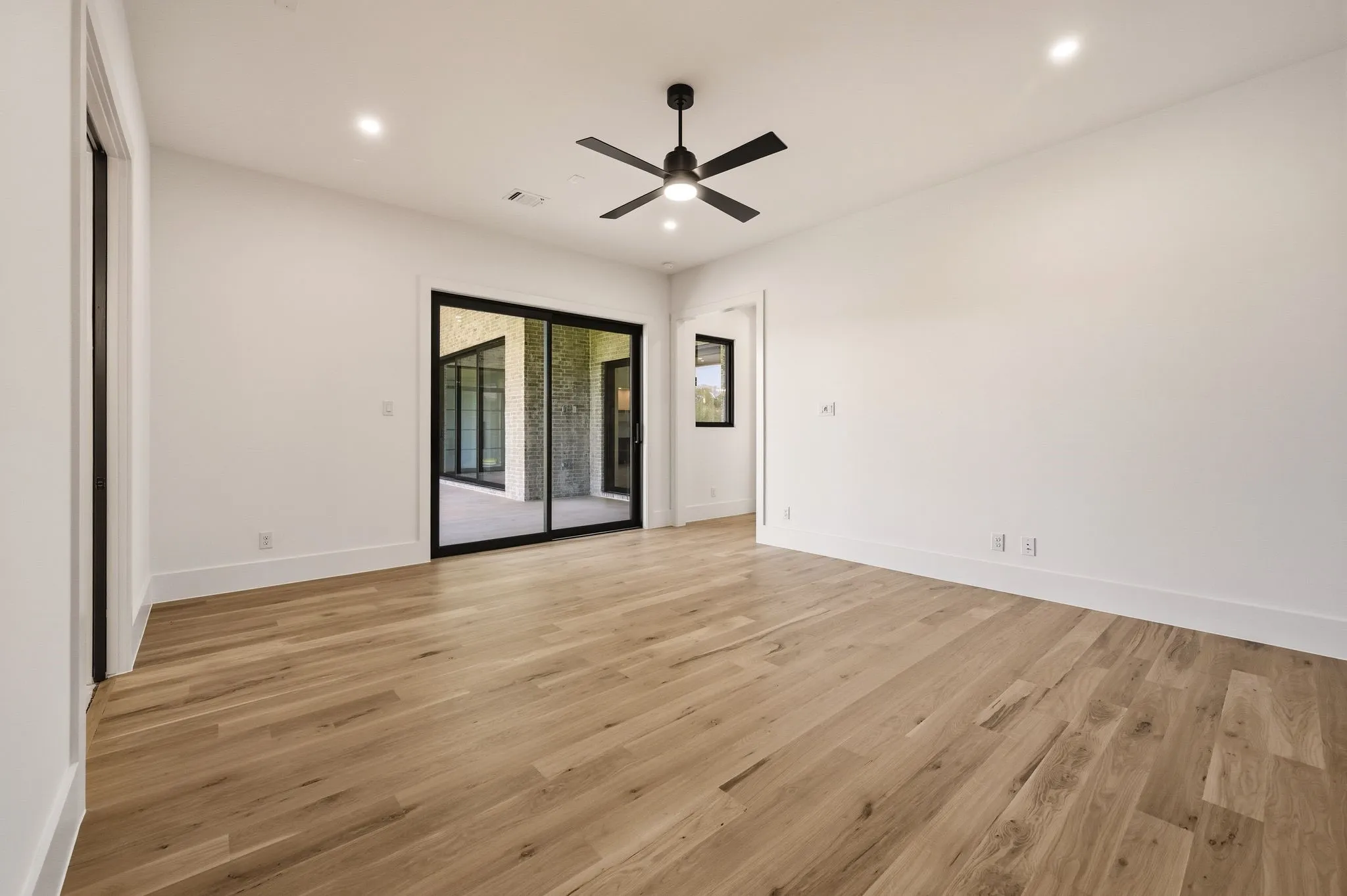 Single Family Residence For Sale in Tarrant County , 10604 Fleming Slough Drive, Fort Worth, Texas 76179, 5 Bedroom, 5 Bathroom, 4 Garage spaces, 4,836 Sqft, built in 2026, mls#21329838, Real Estate Agent in Fort Worth, Homes For Sale in Tarrant county, Homes For Sale in Fort Worth, Realtor in Fort Worth Texas, Real Estate Brokerage Independent Realty Texas, Luminita Cordes Realtor