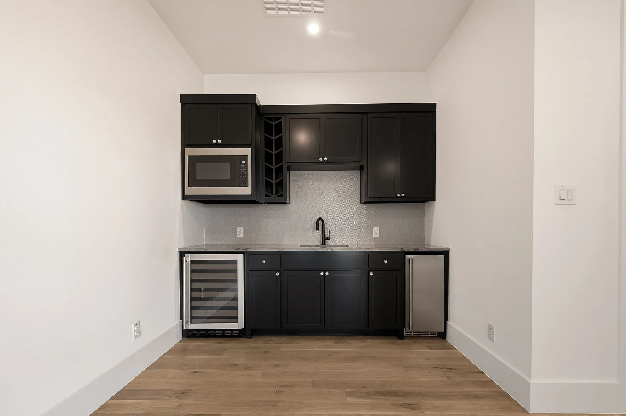 Single Family Residence For Sale in Tarrant County , 10604 Fleming Slough Drive, Fort Worth, Texas 76179, 5 Bedroom, 5 Bathroom, 4 Garage spaces, 4,836 Sqft, built in 2026, mls#21329838, Real Estate Agent in Fort Worth, Homes For Sale in Tarrant county, Homes For Sale in Fort Worth, Realtor in Fort Worth Texas, Real Estate Brokerage Independent Realty Texas, Luminita Cordes Realtor