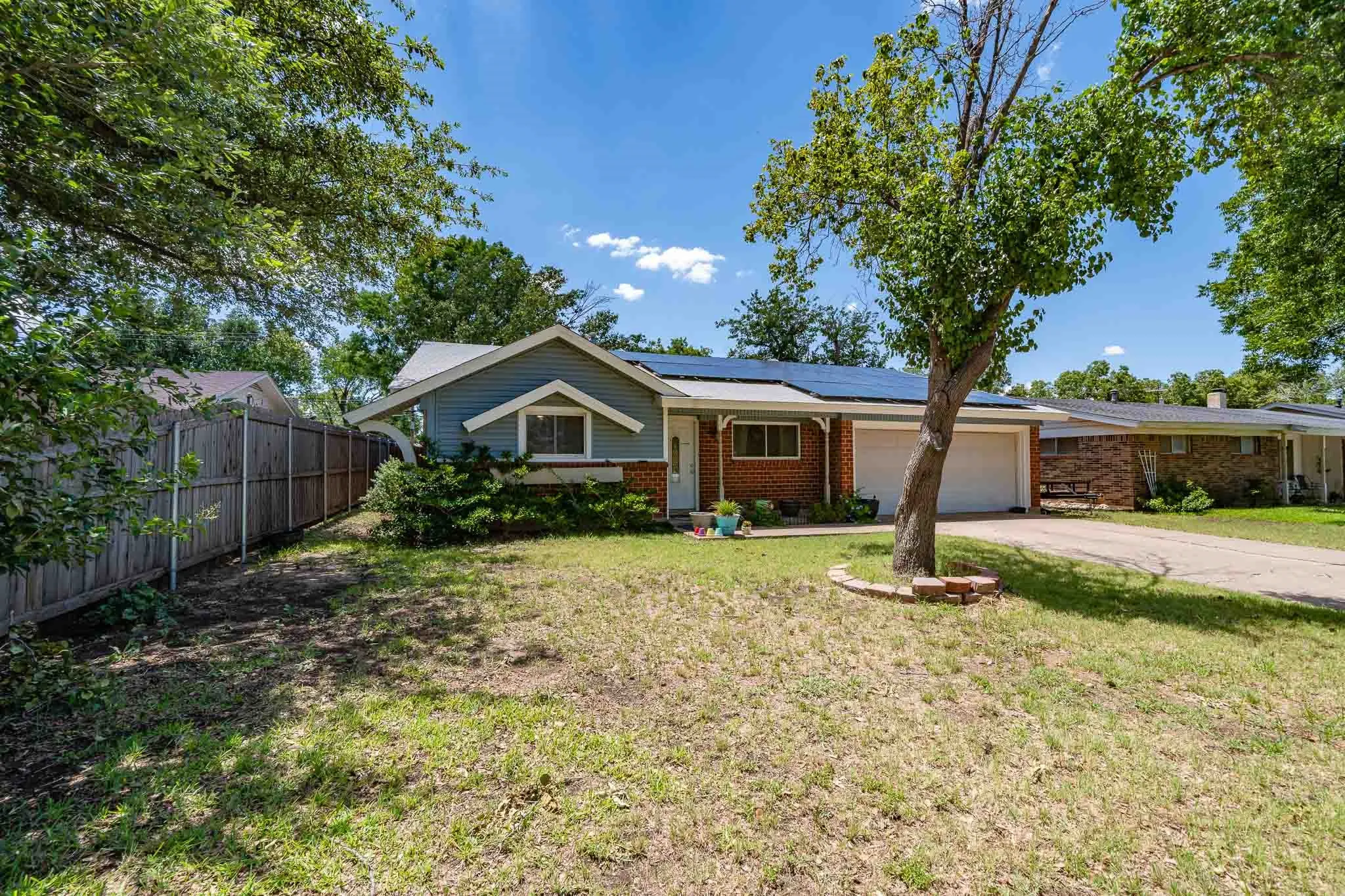 Single Family Residence For Sale in Taylor County , 4350 MARY LOU, Abilene, Texas 79606, 3 Bedroom, 2 Bathroom, 1 Garage spaces, 1,688 Sqft, built in 1963, mls#21328119, Real Estate Agent in Abilene, Homes For Sale in Taylor county, Homes For Sale in Abilene, Realtor in Abilene Texas, Real Estate Brokerage Independent Realty Texas, Luminita Cordes Realtor